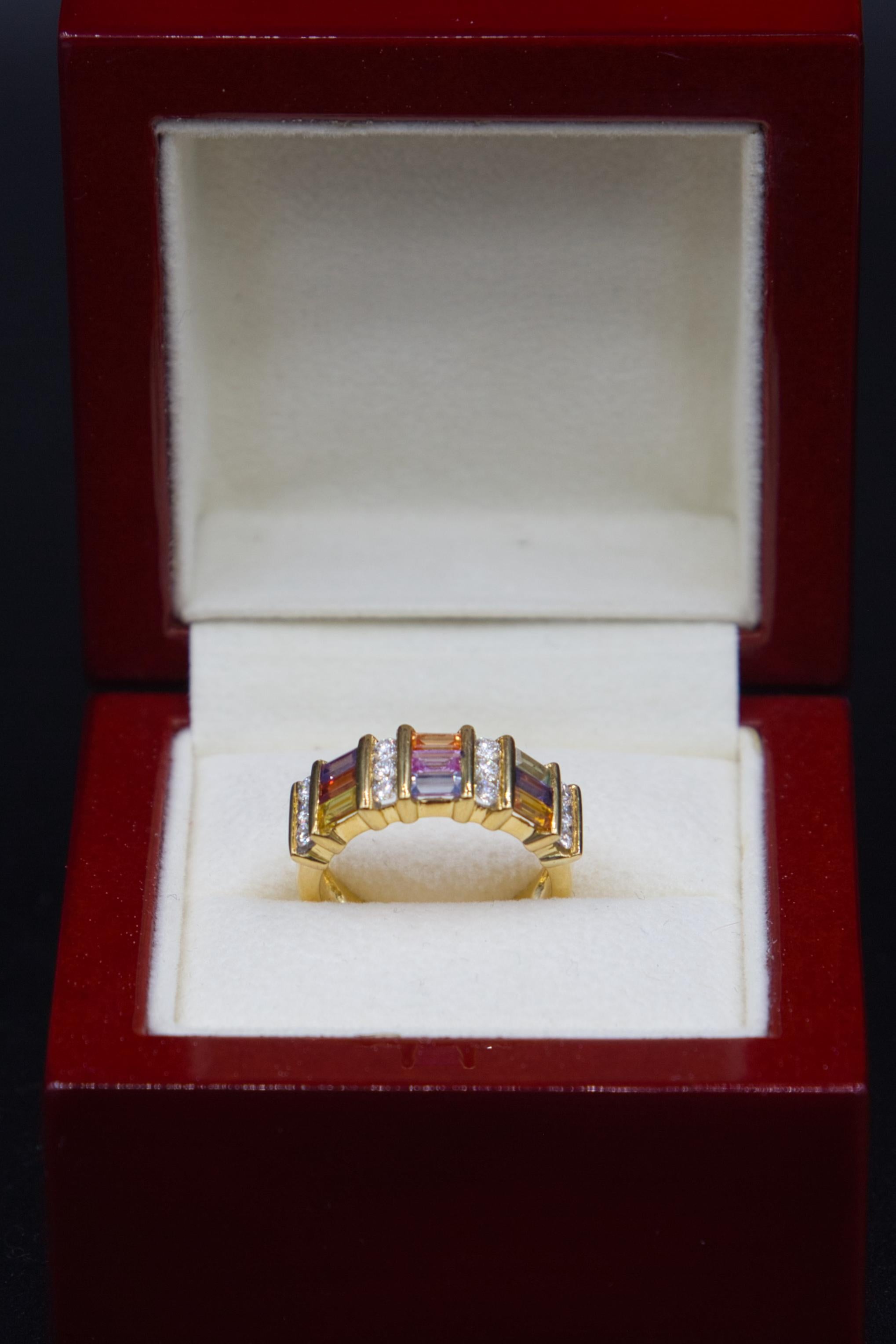 Bague fantaisie saphir  Diamants 18 carats Unisexe en vente