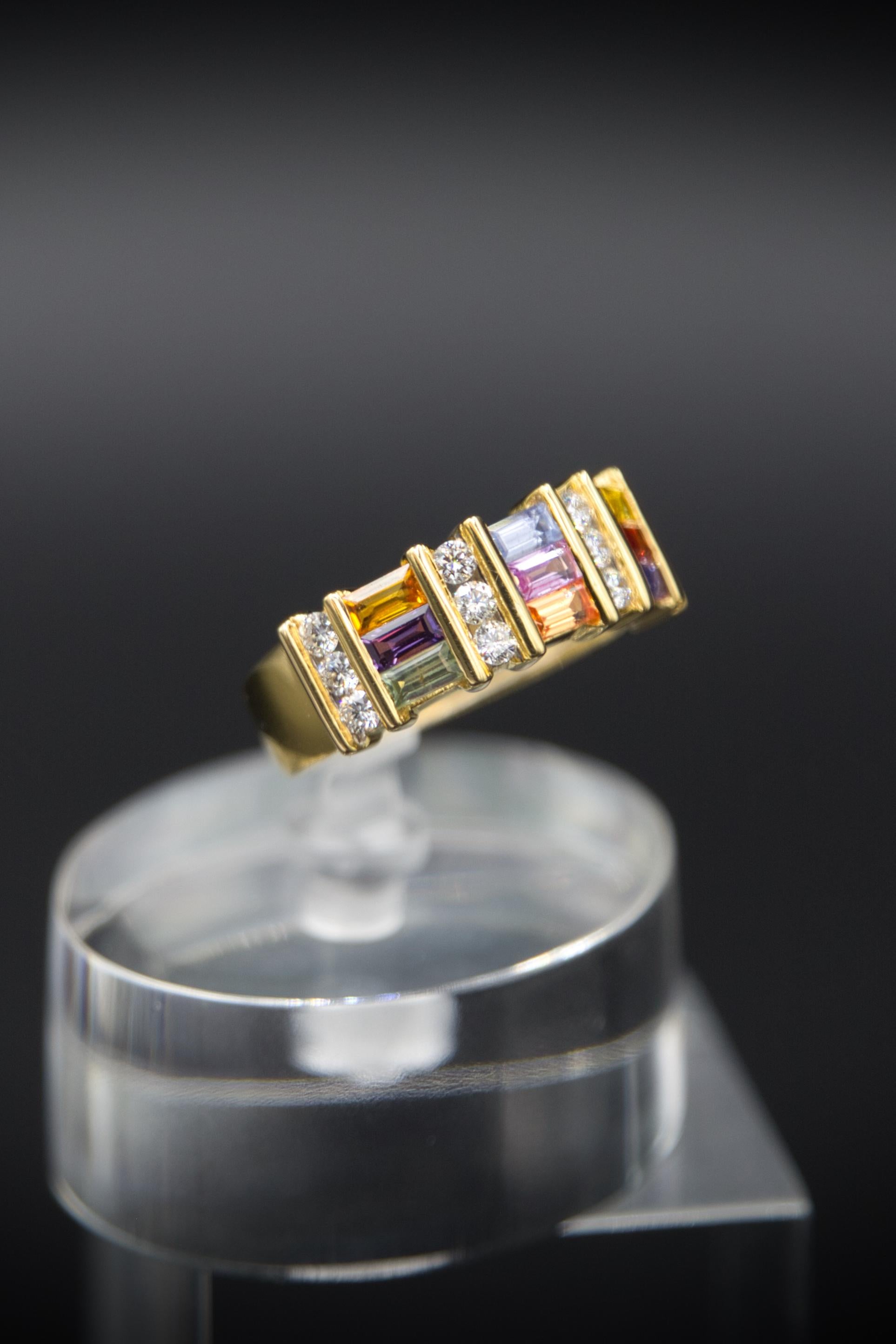 Bague fantaisie saphir  Diamants 18 carats en vente 1