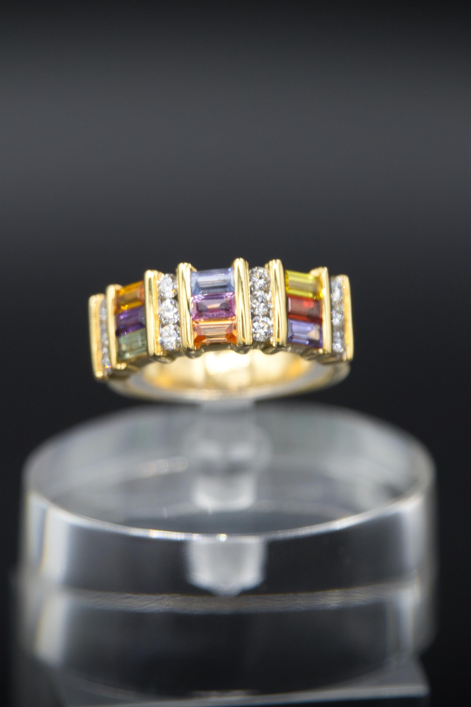 Bague fantaisie saphir  Diamants 18 carats en vente 3