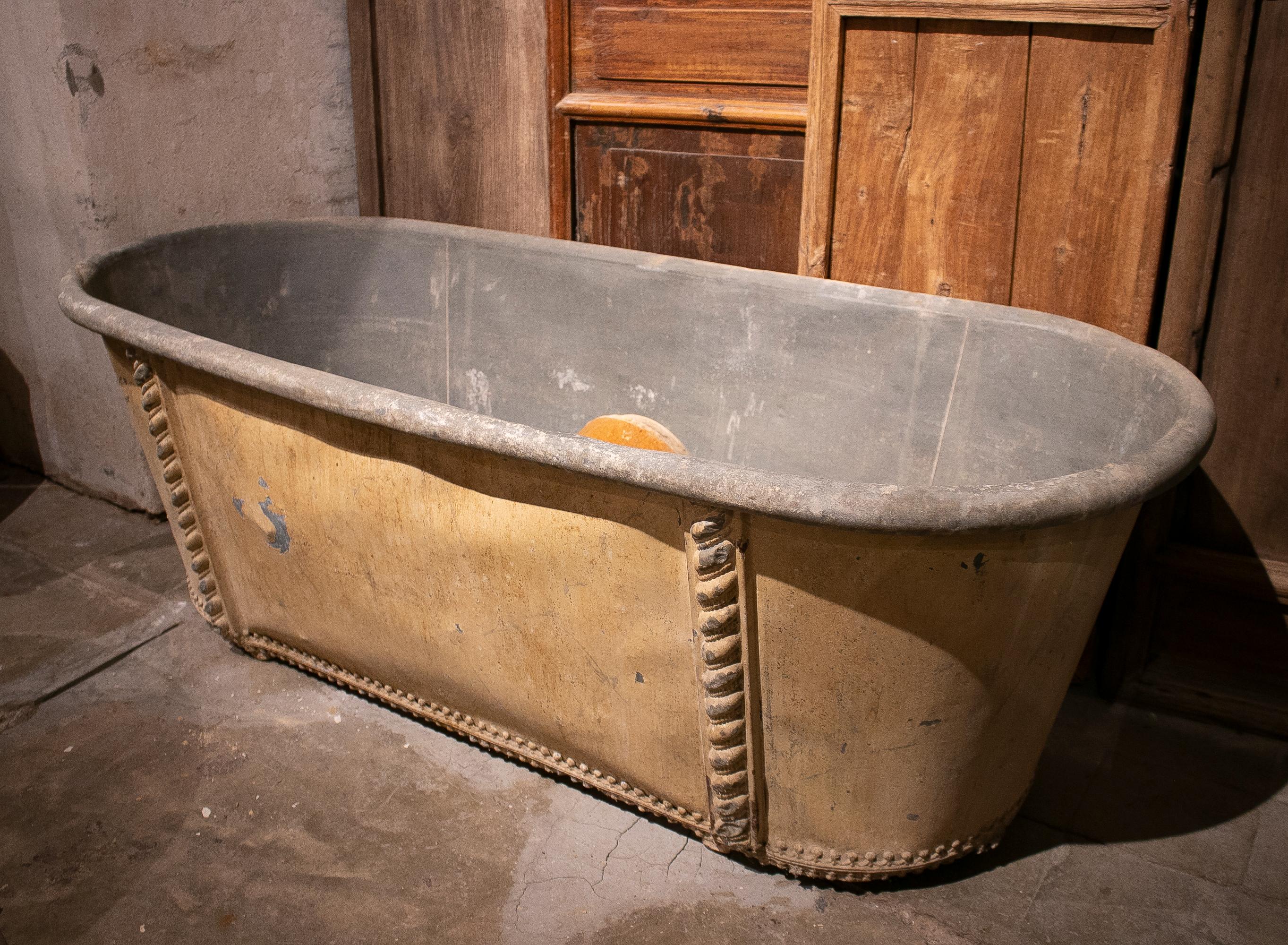 Bañera de metal del S XIX. Francesa.