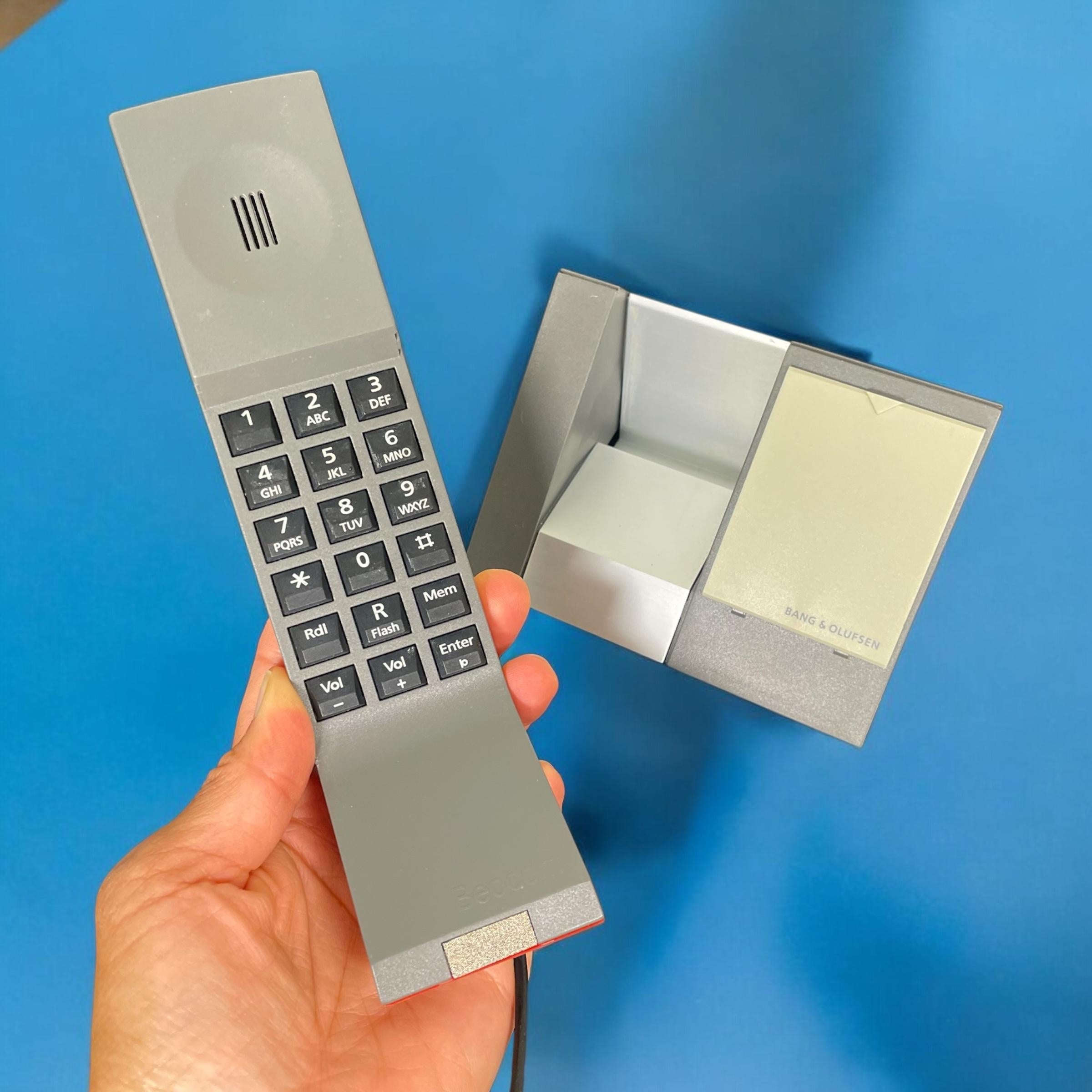 Moderno Telefono Bang & Olufsen BeoCom 1401 in vendita
