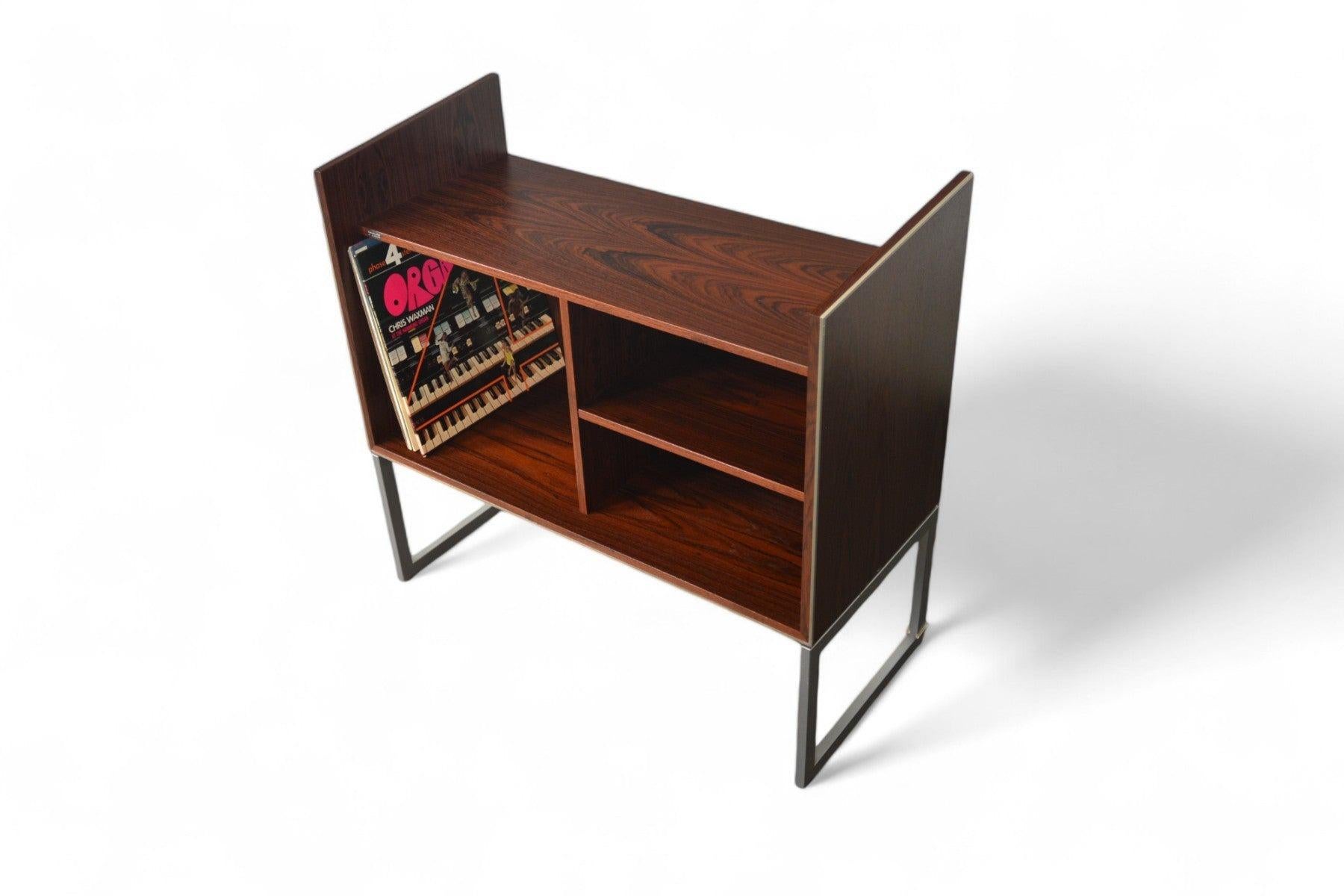 Bang + Olufsen Rosewood Record Console For Sale 1