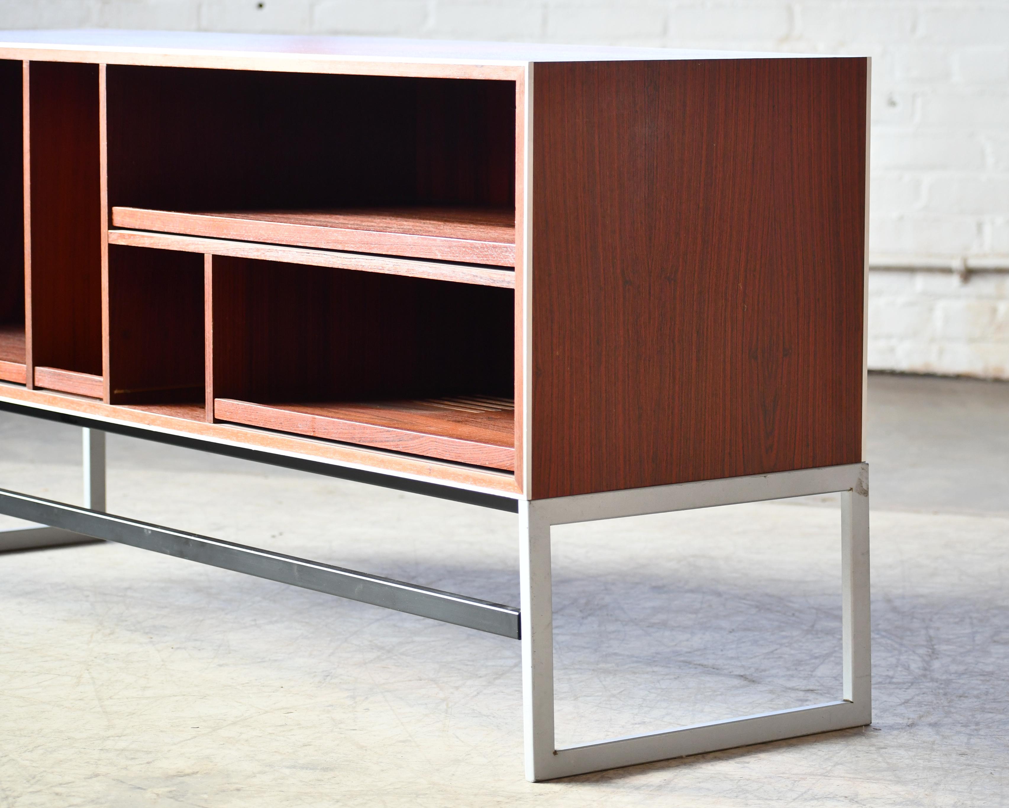 Bang & Olufsen Stereo Media Music Cabinet in Brazilian Rosewood and Aluminum 3