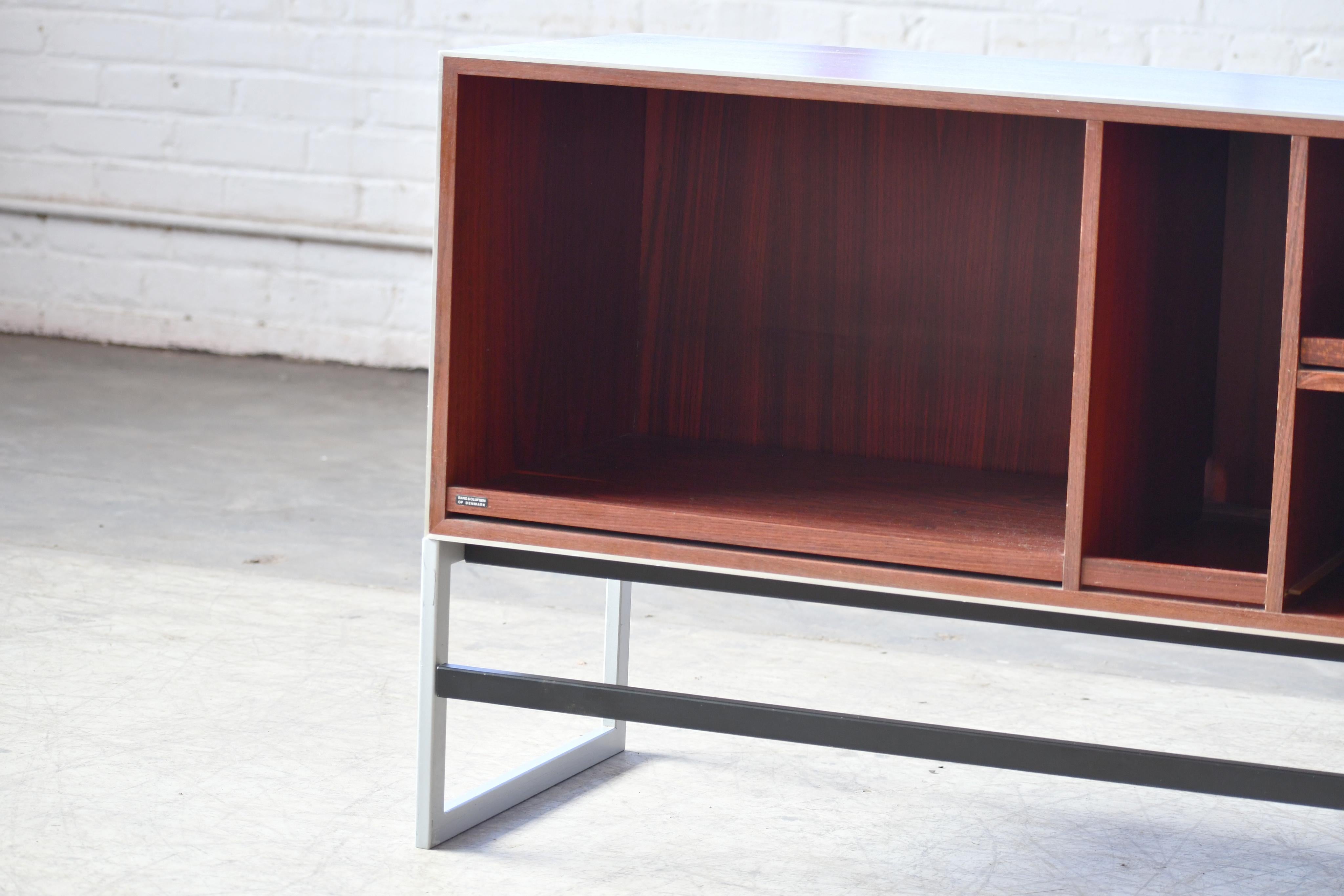 Mid-Century Modern Bang & Olufsen Stereo Media Music Cabinet in Brazilian Rosewood and Aluminum