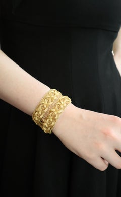 Bangle Bracelet 18 Carat Yellow Gold