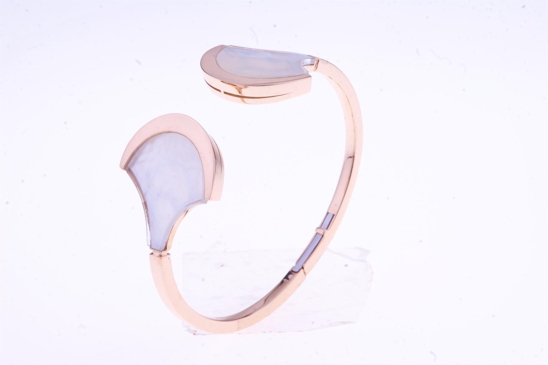 Contemporary Bangle Bracelet Rose Gold with Fan Shaped Mother of Pearl and Rock Crystal For Sale