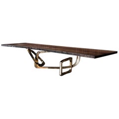 Bangle Esstisch 'Bronze Basis mit Gefälzter Nussbaumholz Platte' von Hudson