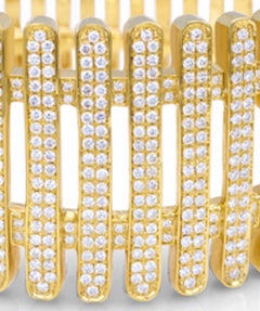 Bangle in 18K Yellow Gold with White Diamonds - MOONLIGHT collection *