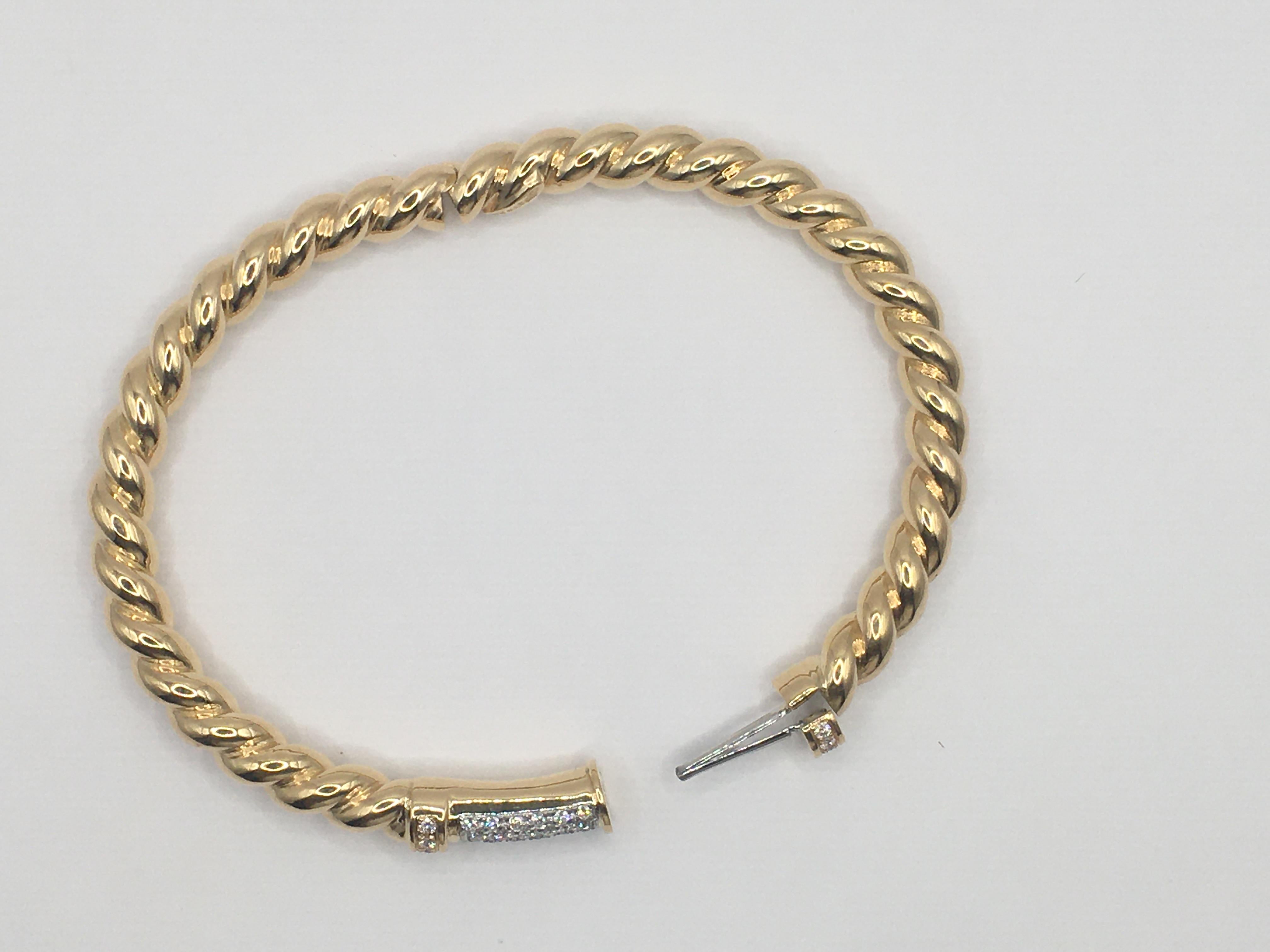 Seil-Armreif aus 18 Karat Gelbgold mit weißenen Diamanten im Zustand „Neu“ im Angebot in Milano, Lombardia