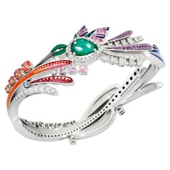 Bangle in White Gold with Emeralds, Malachite, Sapphires and White Diamonds