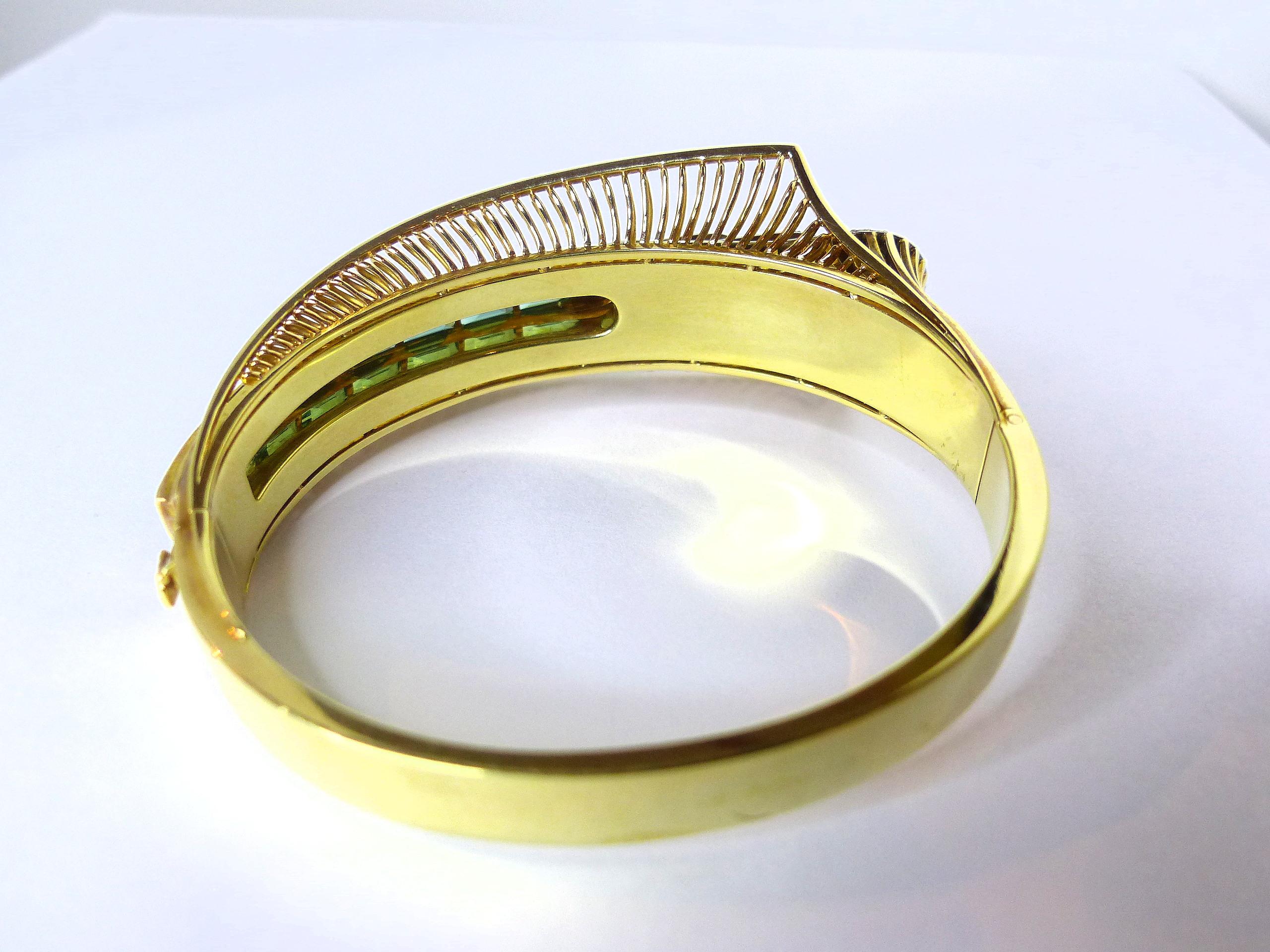 Neoclassical Bangle in 14k Yellow Gold with Green Tourmalines and Round Diamonds D/VS, 0, 38ct For Sale