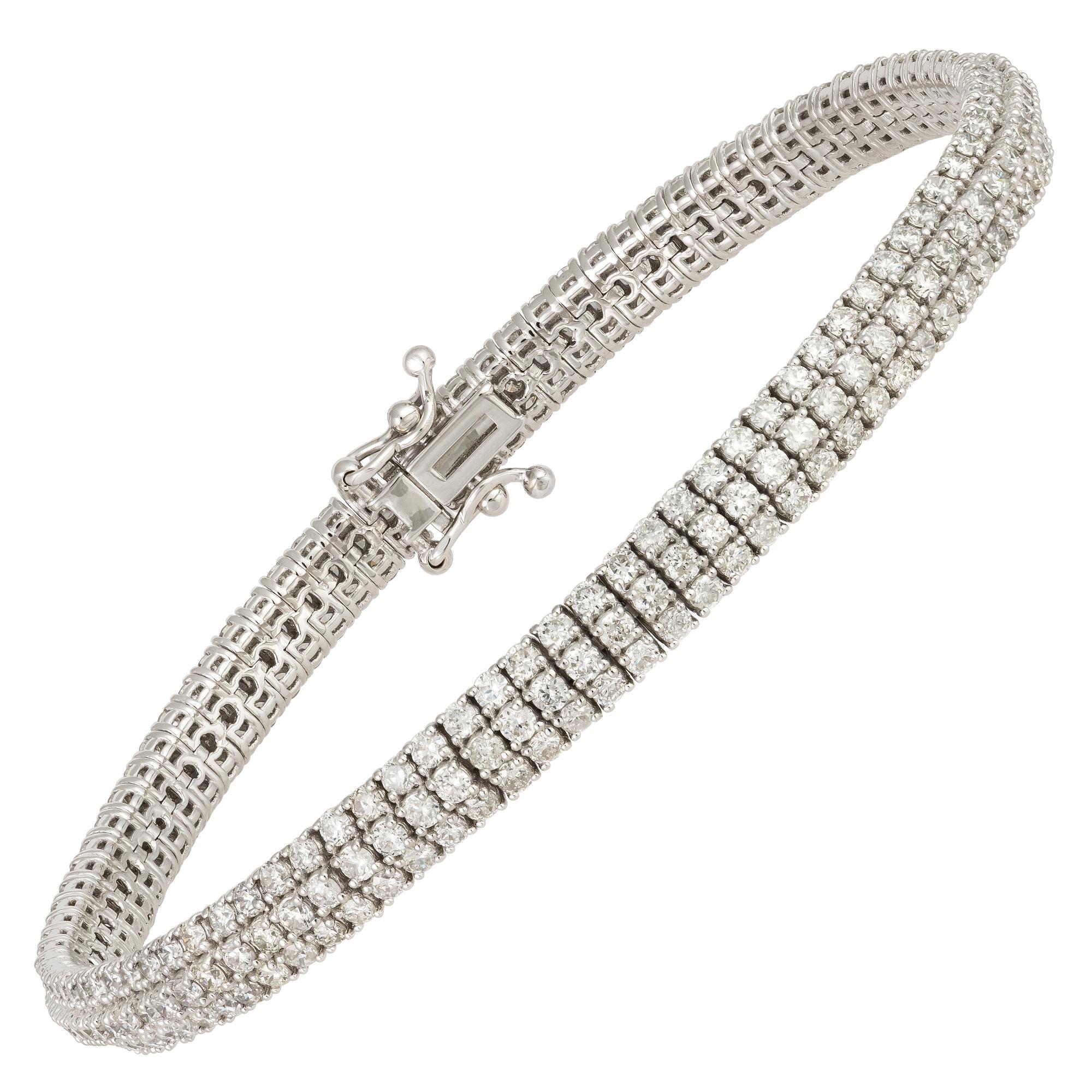 Bangle White Gold 18K Bracelet Diamond For Her In New Condition For Sale In Montreux, CH
