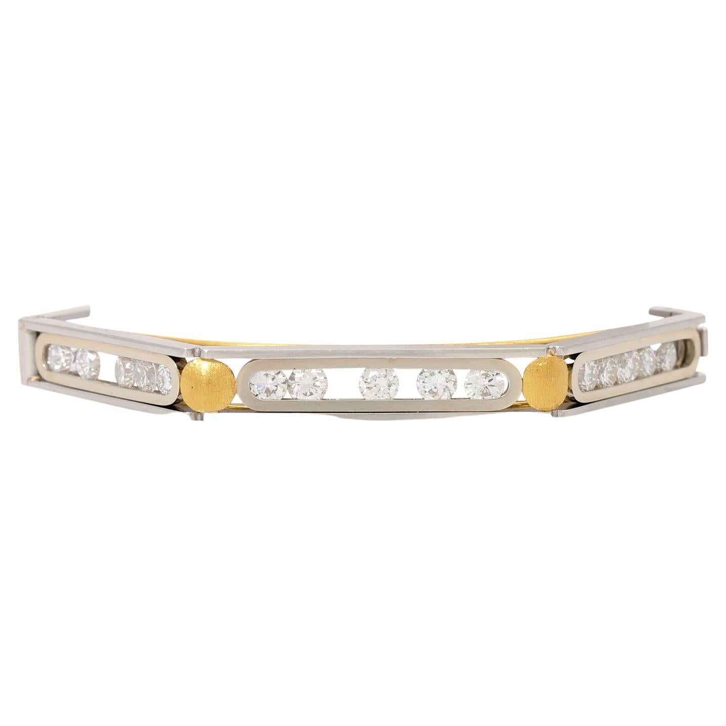 Bangle with 15 moveable brilliant-cut diamonds total approx. 3.72 ct, For Sale