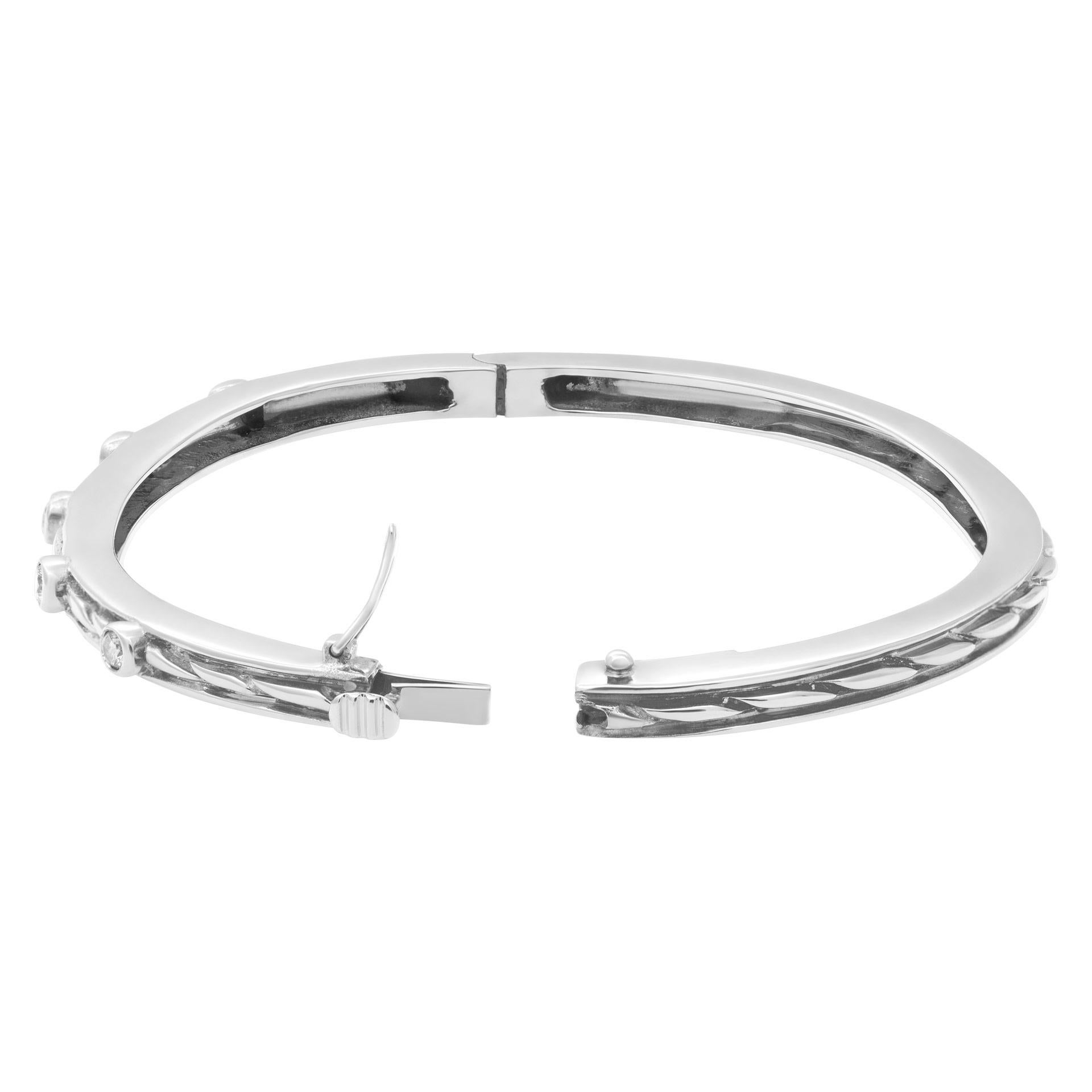 Bangle with Five Diamonds Total 0.50 Carats Set in 14k White Gold In Excellent Condition For Sale In Surfside, FL