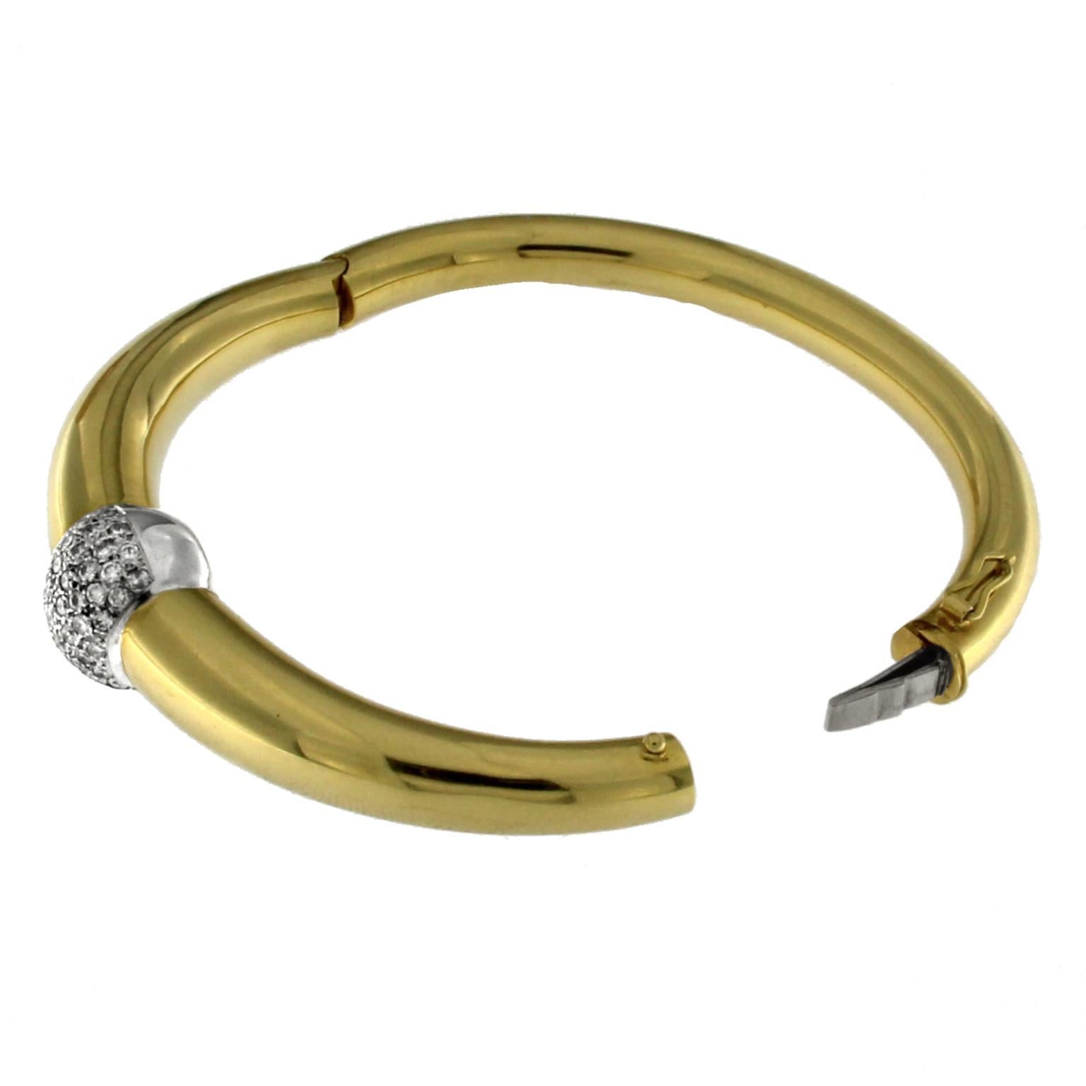 Bangle Yellow 18 Karat Gold and Diamonds In New Condition For Sale In Milano, Lombardia