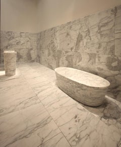"Banheira" Bathtub Circle or Oval Made of Marble Customizable by Pibamarmi