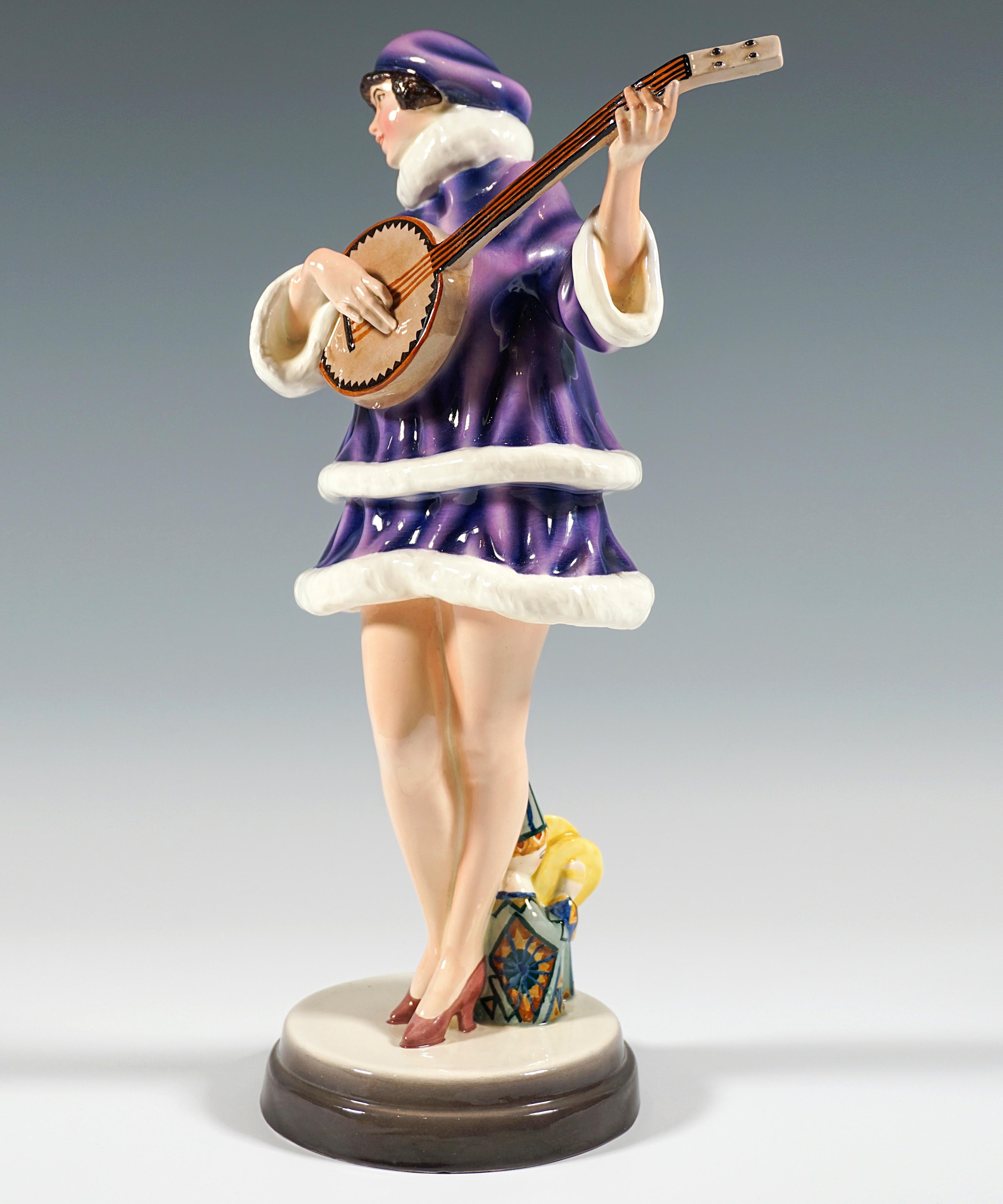 Austriaco Zerline Balten come suonatrice di banjo, Goldscheider Vienna, 1930 ca. in vendita