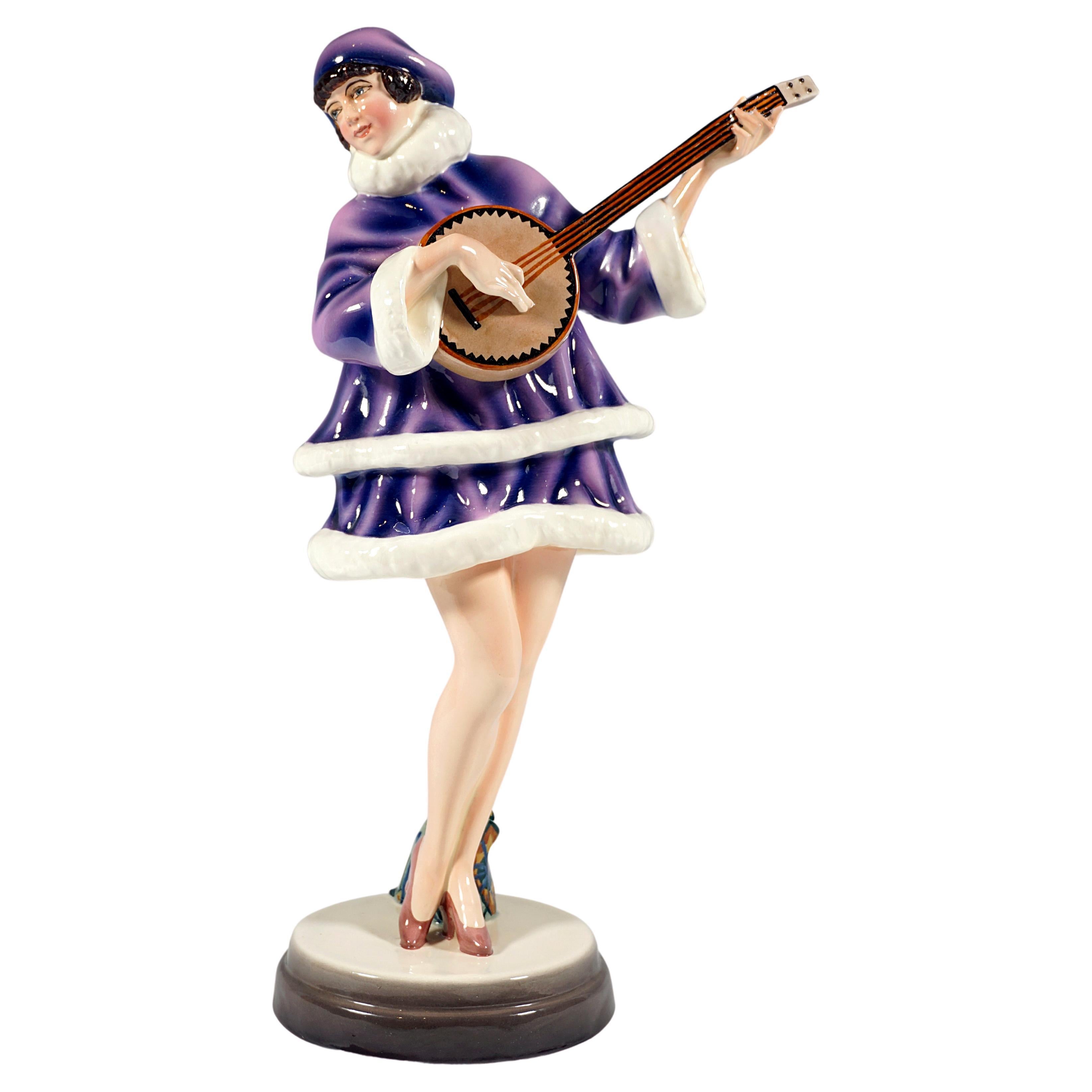 Zerline Balten come suonatrice di banjo, Goldscheider Vienna, 1930 ca.