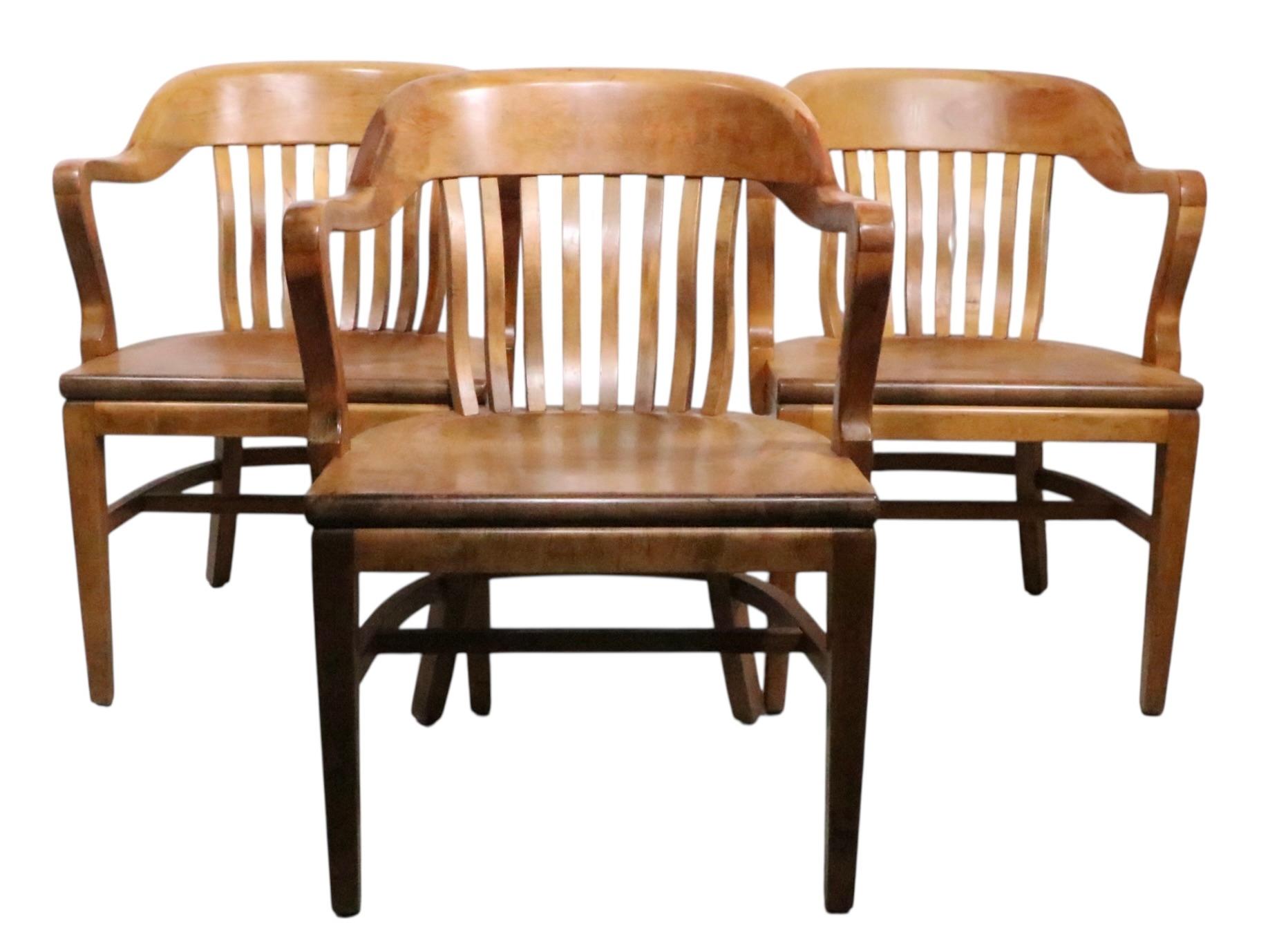 Sedie da giuria della Banca d'Inghilterra di Gunlocke 3 disponibili in vendita 2