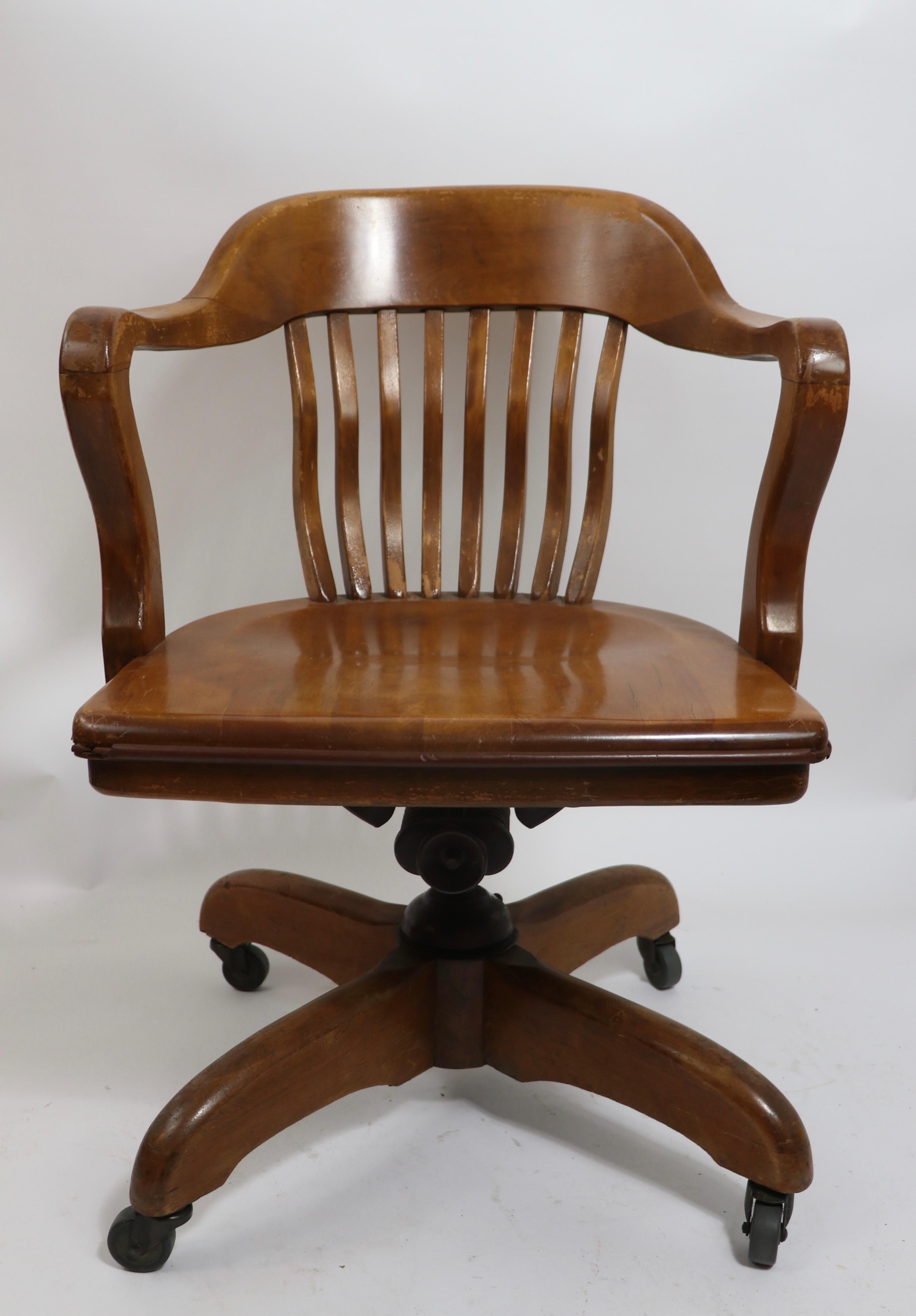 Bank of England Yale Library Jury Swivel Office Desk Chair in Walnut 2