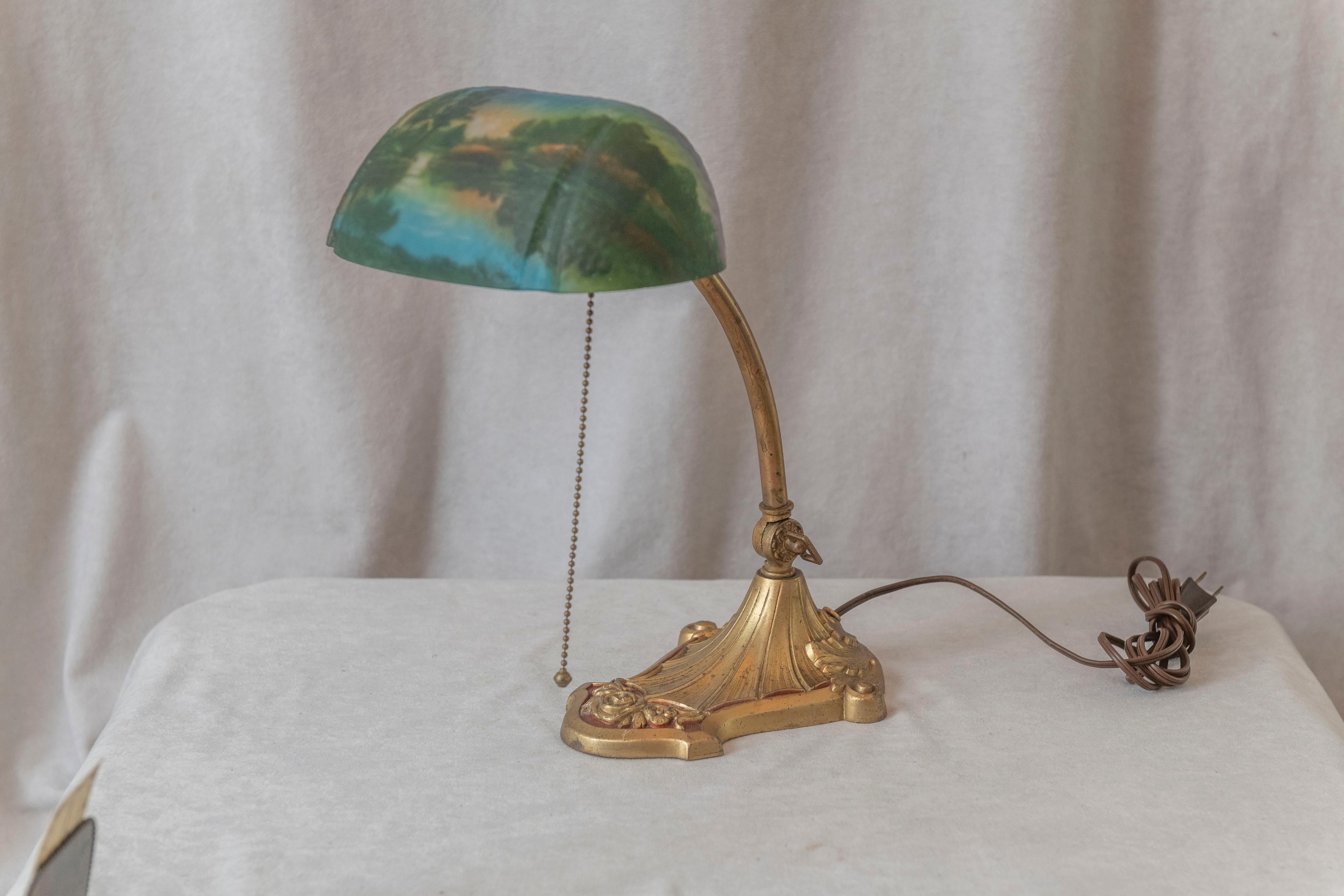 Banker's/Schreibtischlampe von „Pittsburgh Lamp Co.“ Umgekehrter bemalter Schirm, ca. 1920er Jahre im Angebot 4