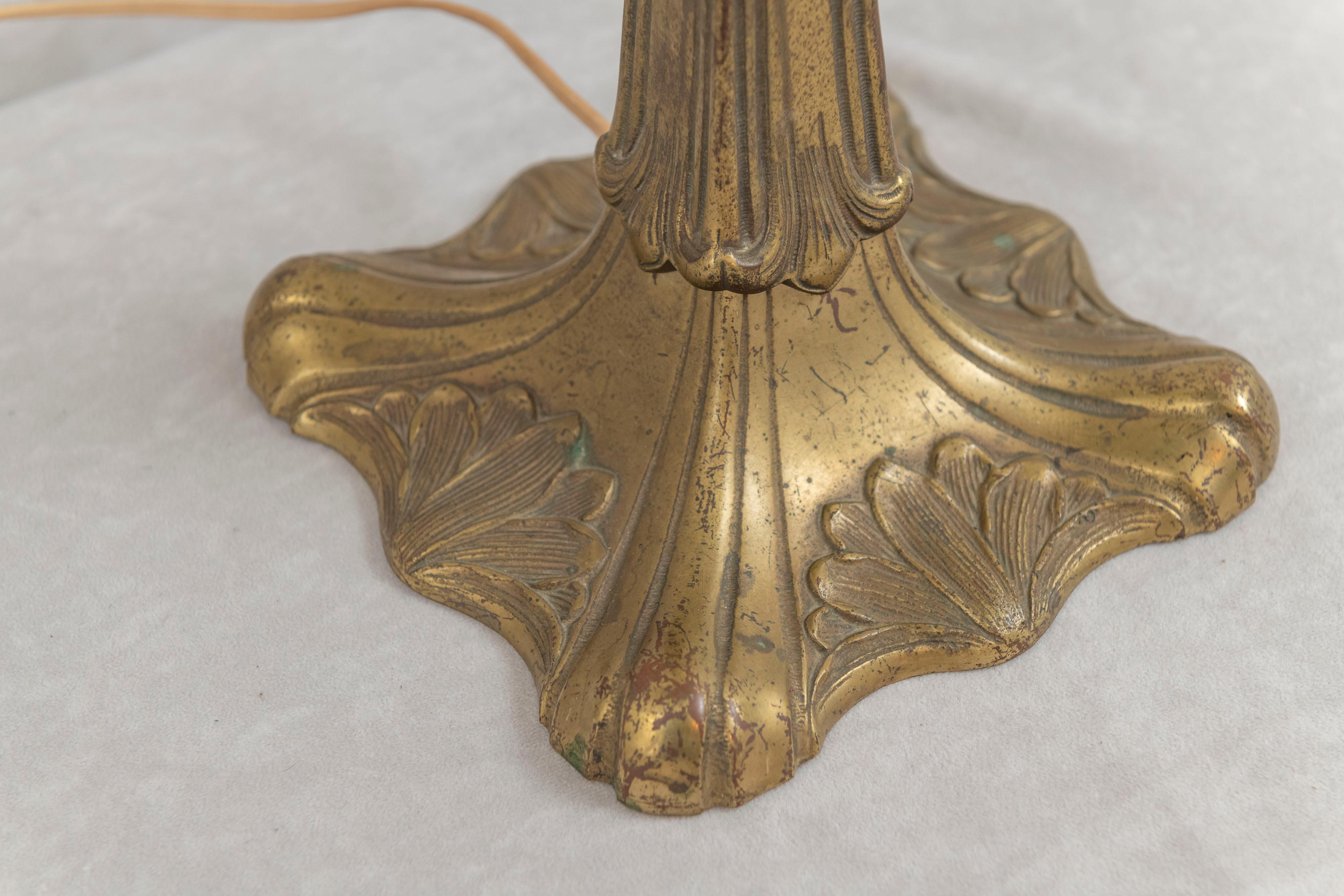 Banker's Lamp, W/Green Glass Shade, Bronze Base, ca. 1915 In Good Condition In Petaluma, CA