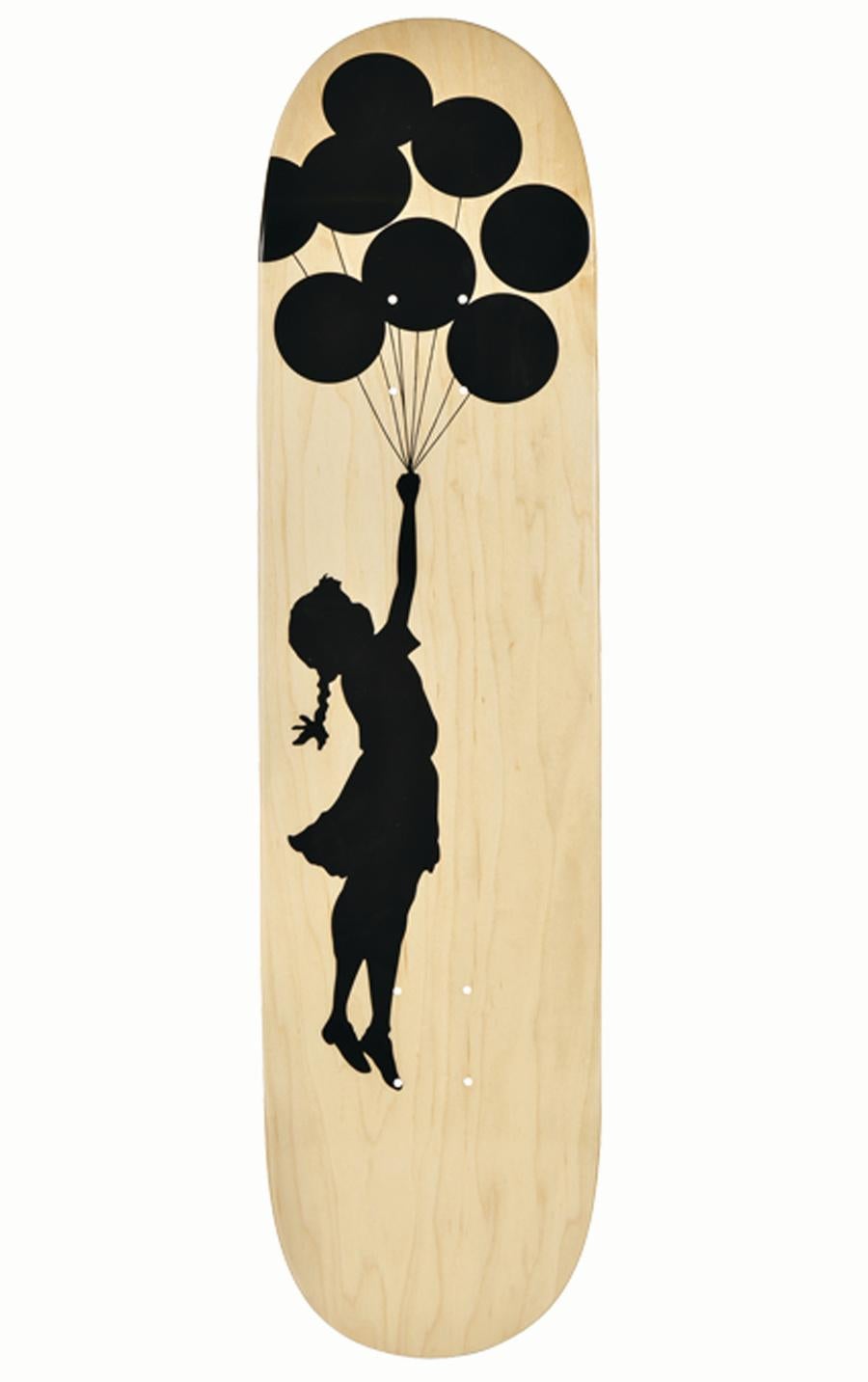 Skateboard-Deck mit Ballonfiguren – Print von Banksy