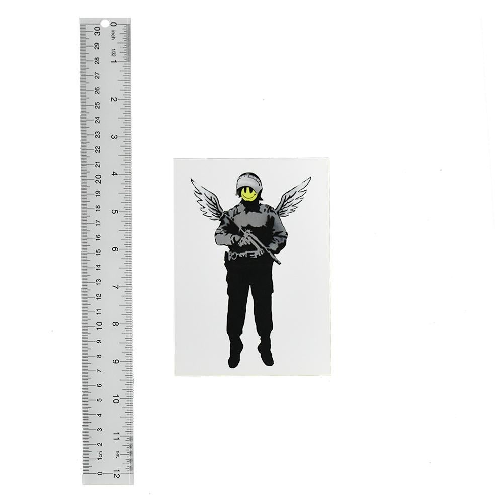 BANKSY Angel Cop Flying Copper (Banksy vs Warhol Showcard encadré) 3