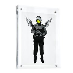 BANKSY Angel Cop Flying Copper (Banksy vs Warhol Showcard encadré)