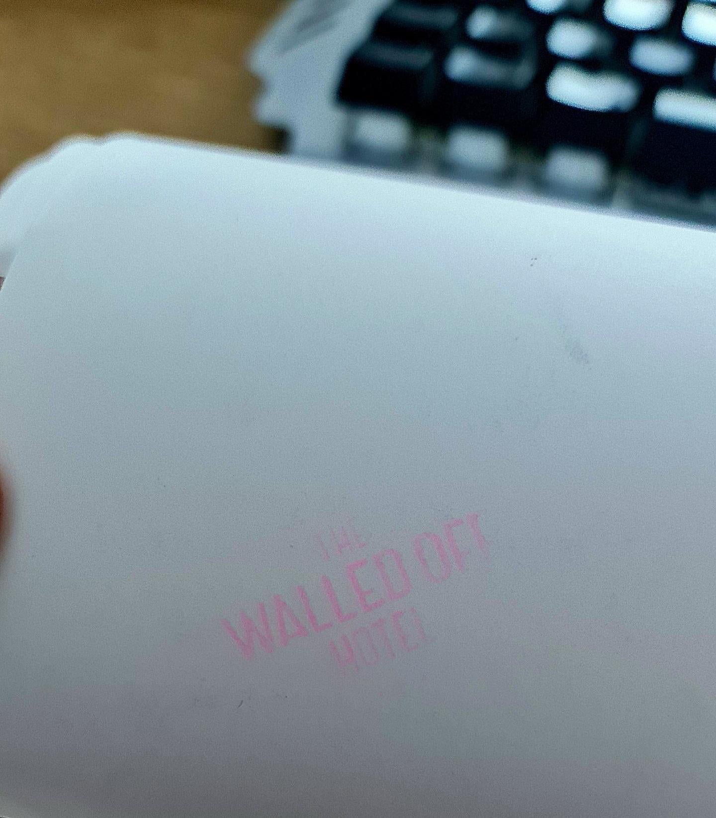 Banksy, visite de la Palestine historique, 2019 en vente 2