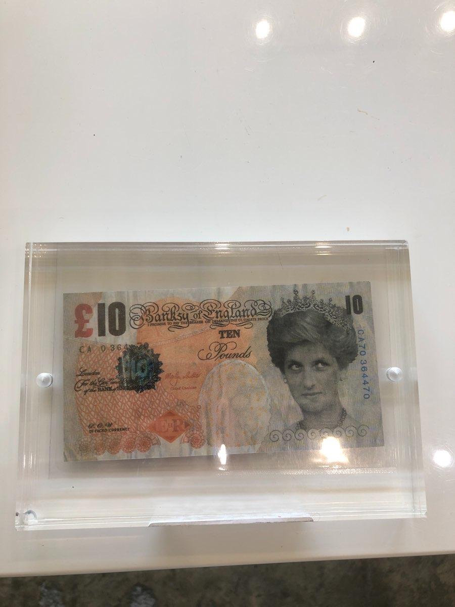 Banksy Figurative Print - Di-Faced Tenner