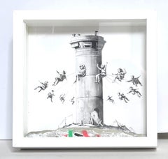 Assortimento di set in scatola dell'Hotel Walled Off con ricevuta originale in rilievo di Betlemme