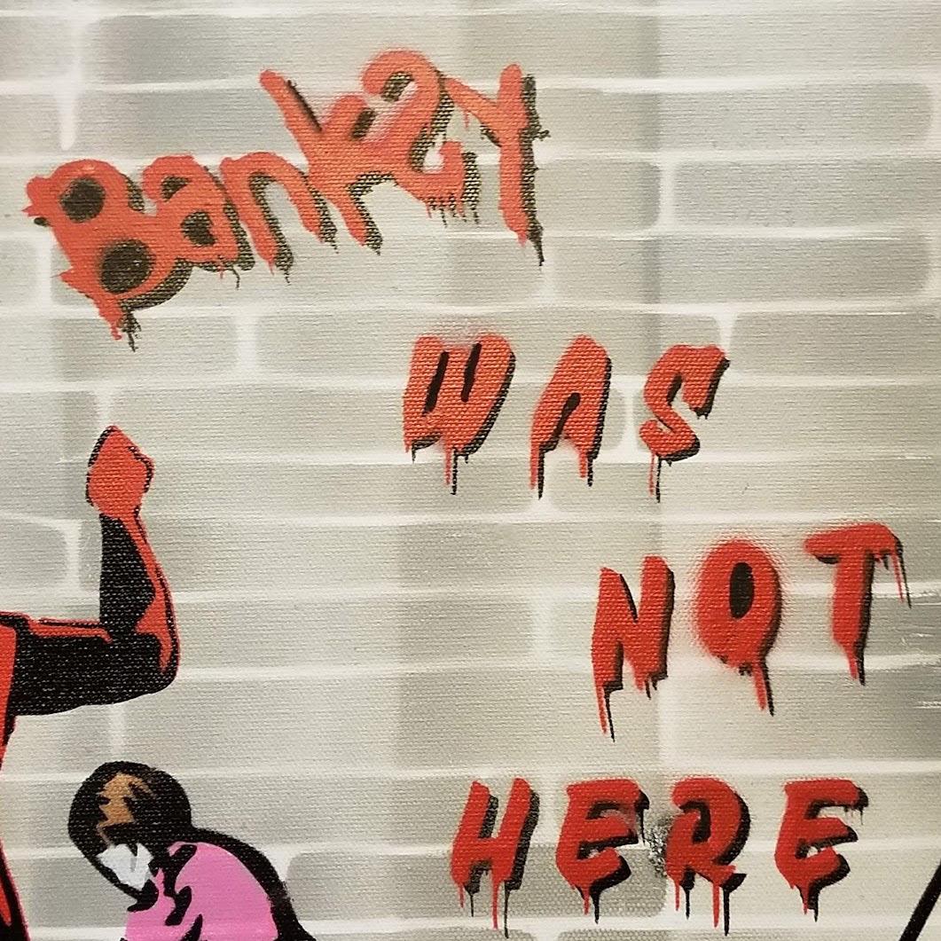 Contemporary street art banksy pop art museum leinwand rot interior figurativ – Painting von Banksy Hates Me