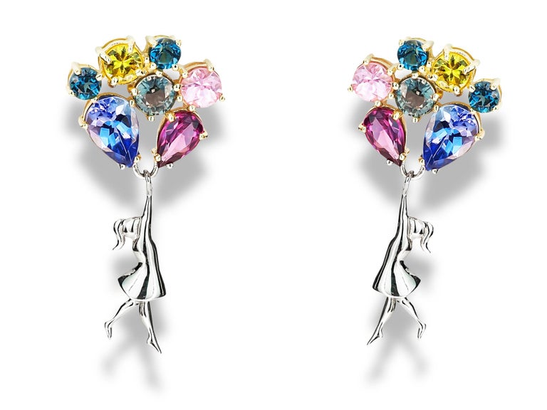 Girl on Balloons 14k gold Earrings Studs. Sapphires earrings in 14k gold.  For Sale 9