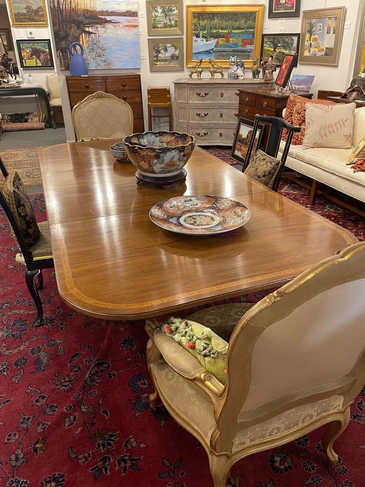 Banquet Georgian Style Mahogany Triple-Pedestal Dining Table, 19th Century For Sale 6
