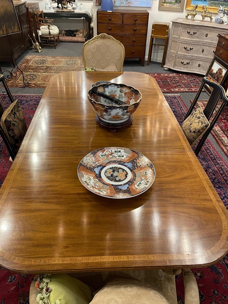 Banquet Georgian Style Mahogany Triple-Pedestal Dining Table, 19th Century For Sale 5