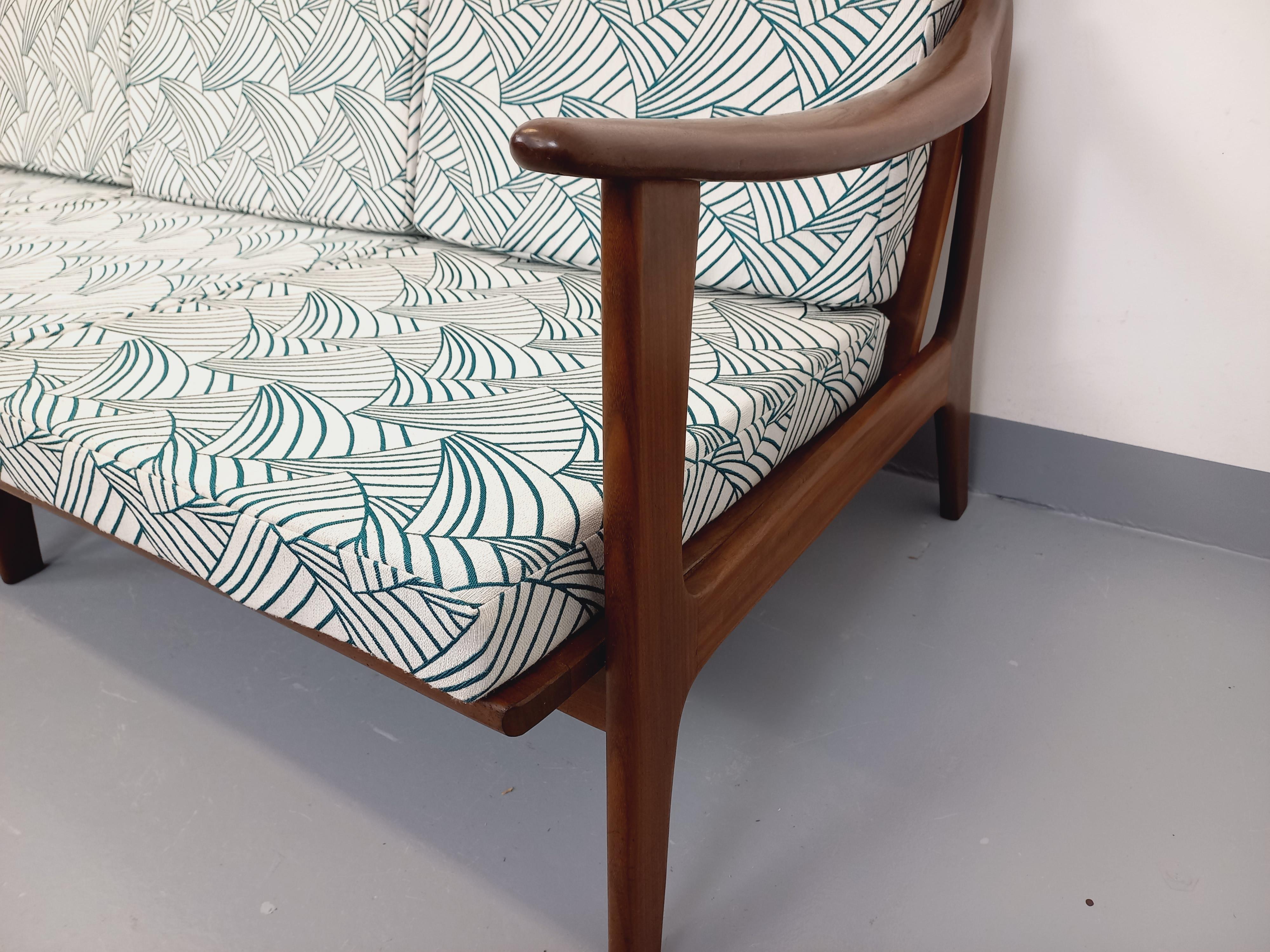 Banquette canapé 3 posti scandinava vintage Arne Wahl Iversen pour Komfort teck in vendita 1