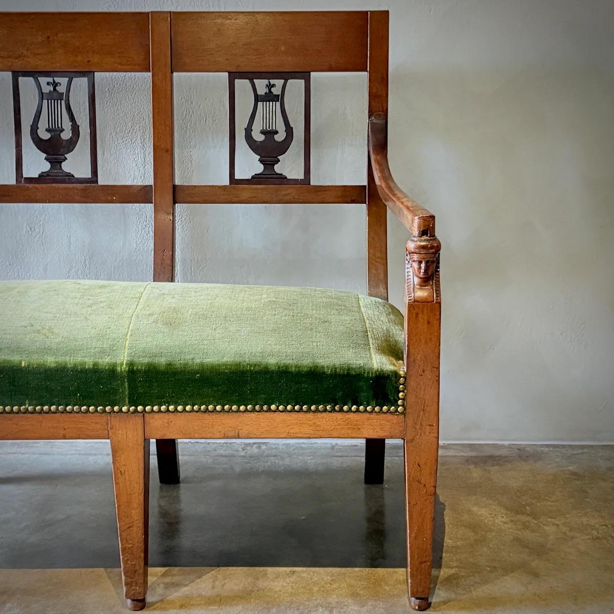 Banqueta/Settee en Bueno estado para la venta en Los Angeles, CA