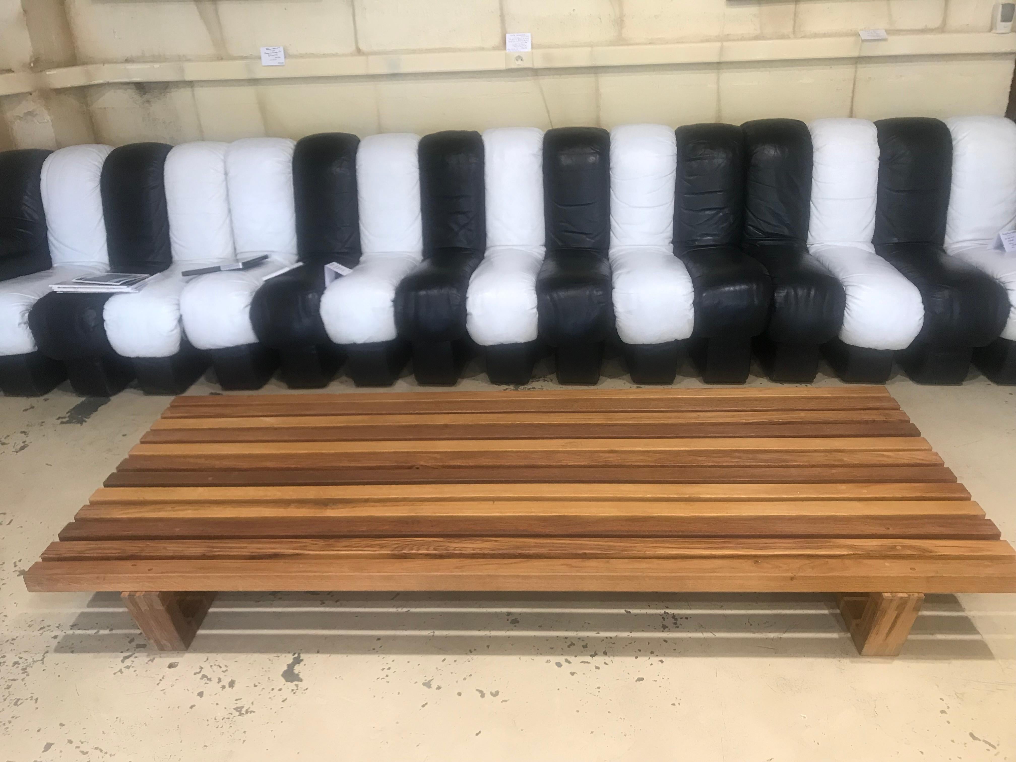 banquette tables