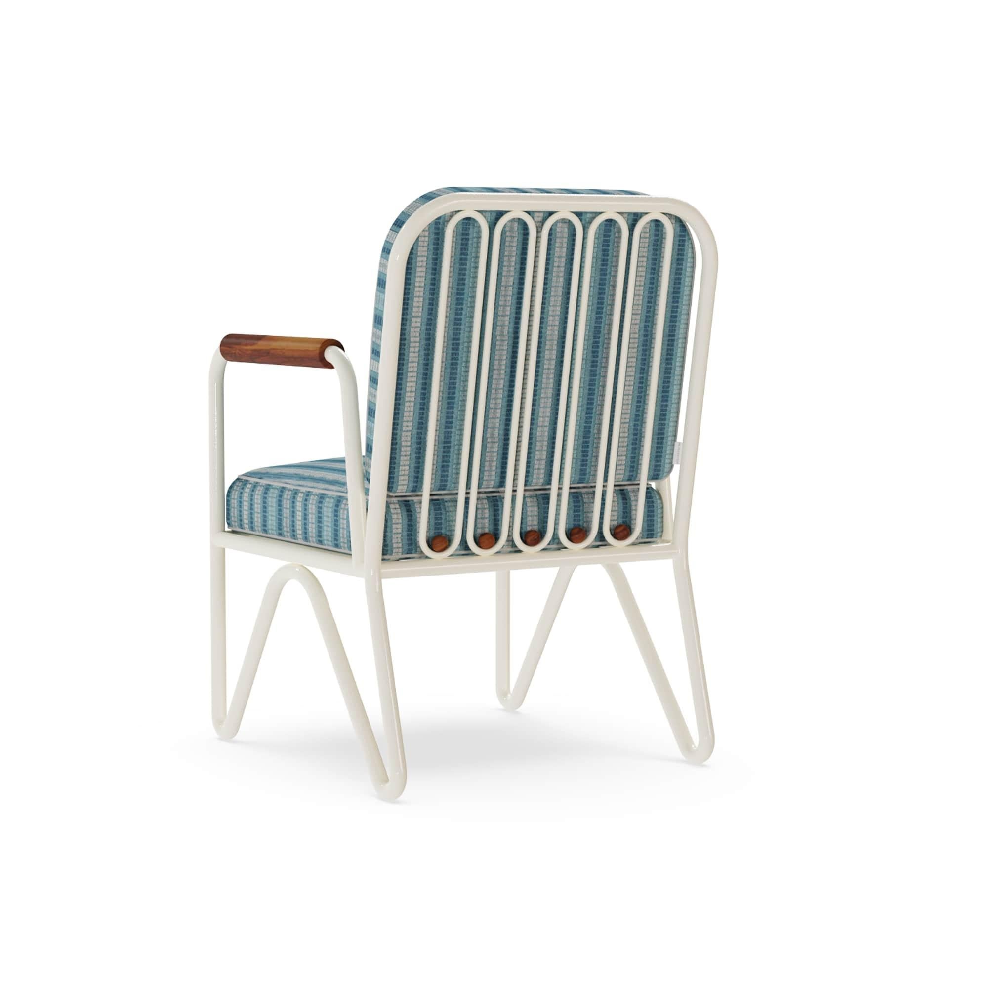 Portoghese Sedia da pranzo per esterni Banús in metallo laccato con dettagli in Wood Iroko in vendita