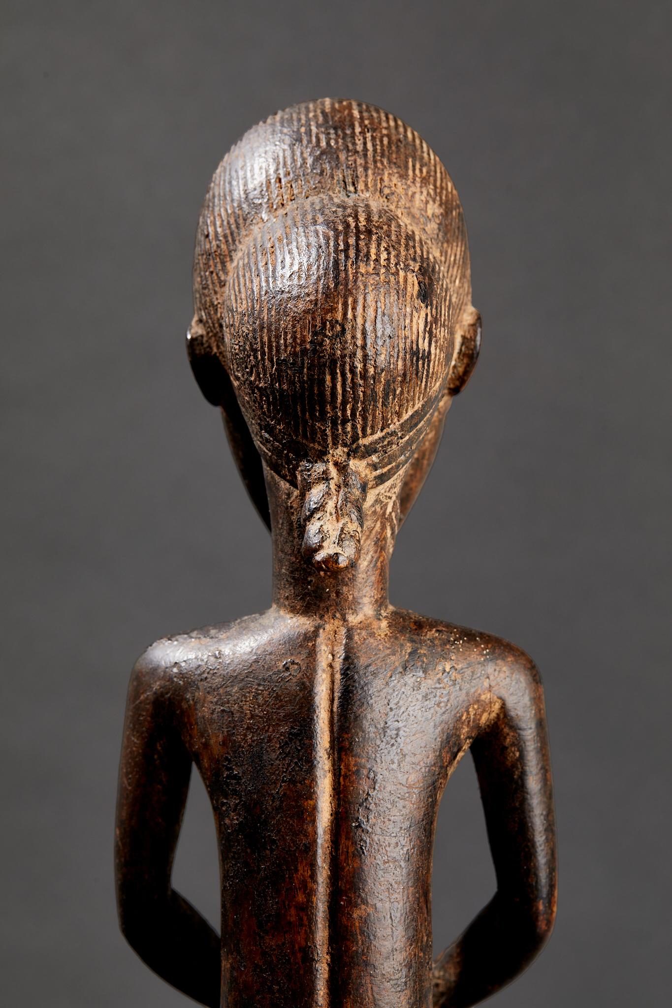 Baoulé Statue, Holz, CIRCA 1950, Côte d'Ivoire, Afrika. im Angebot 3