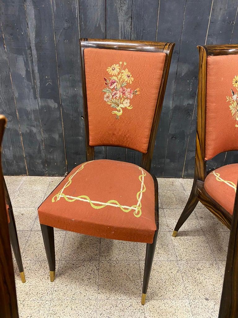 Baptisitin Spade (1891-1969) rare suite de 8 chaises art déco en (faux) macassar avec tapisseries petit point. vers 1930
Toutes les chaises sont terminées par 4 sabots en bronze ;
Toutes les tapisseries sont différentes et en très bon état ;
Le