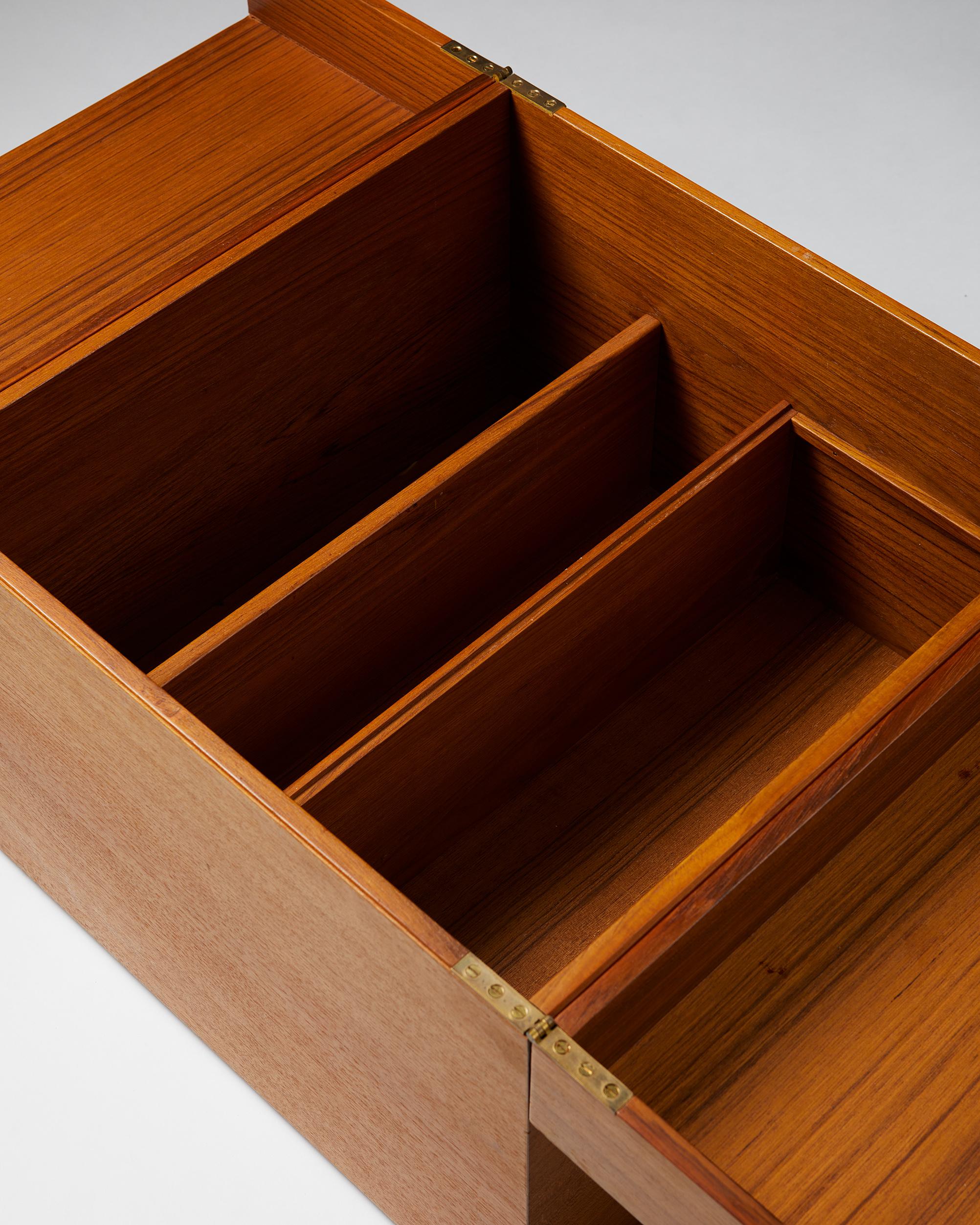 Bar Cabinet ‘Cube’ Designed by Gunnar Myrstrand for Källemo, Sweden, 1960's 3