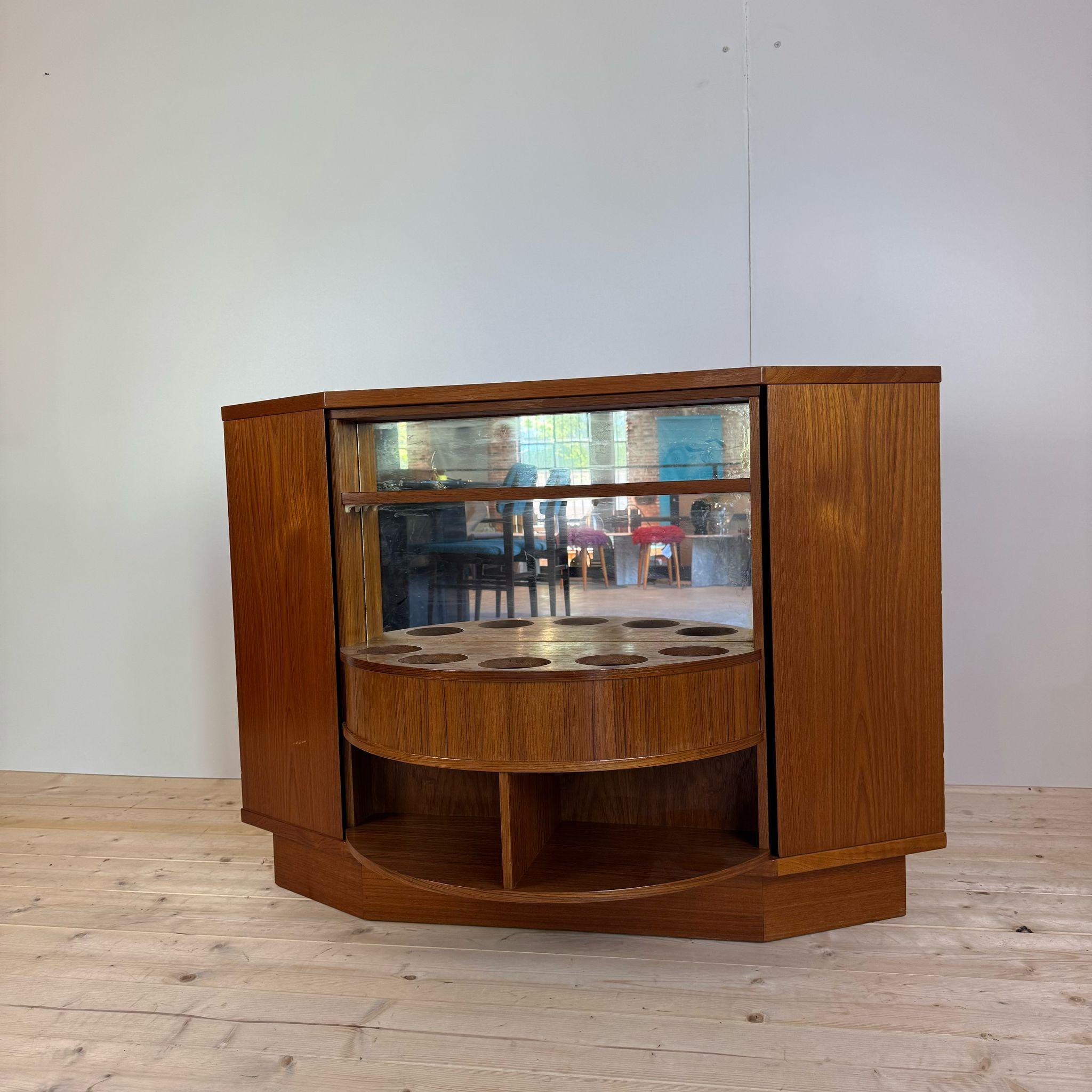 Milieu du XXe siècle Meuble bar, Danemark 1960