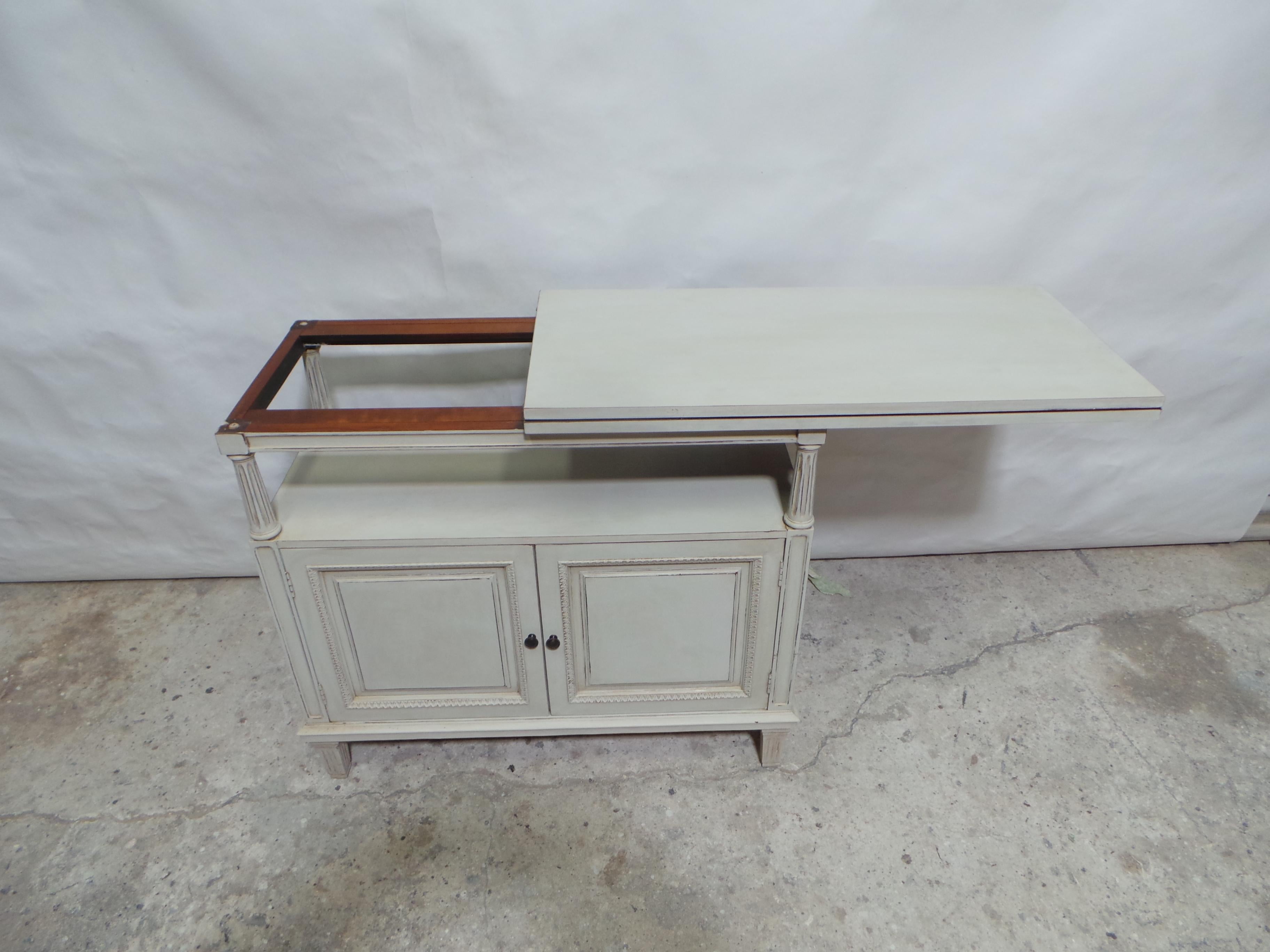 Bar Cabinet Gustavian Style In Good Condition For Sale In Hollywood, FL