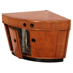 Bar Cabinet in Light Wood attributed to Paolo Buffa, 1940s