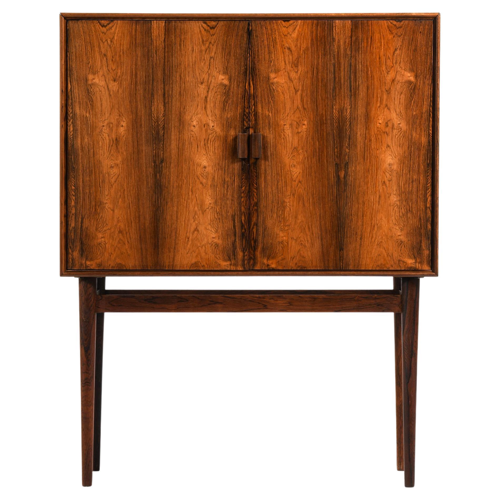 Meuble de bar en bois de rose, formica noire de Helge Vestergaard Jensen, années 1950 en vente