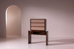 Bar Cabinet in Walnut and Glass, attr. Osvaldo Borsani, 1940s