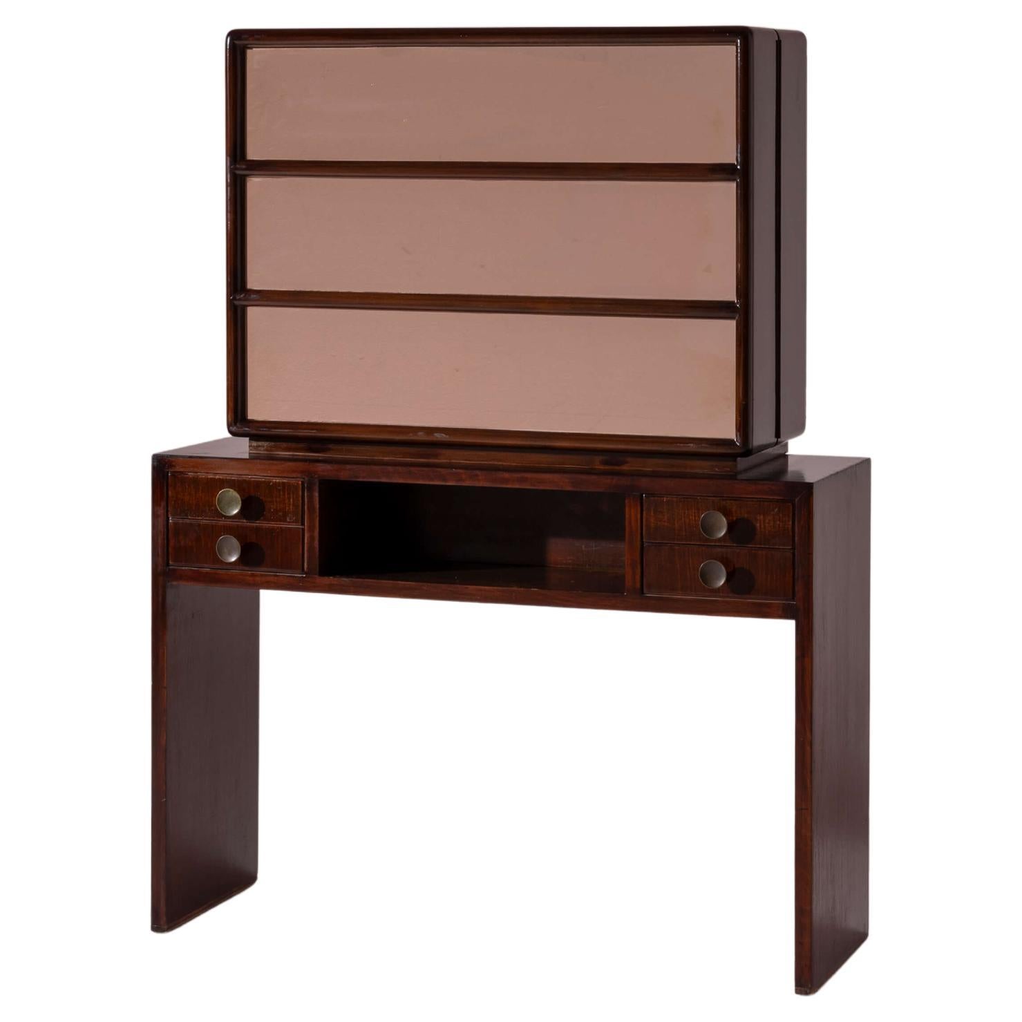 Bar Cabinet in Walnut and Glass, attr. Osvaldo Borsani, 1940s