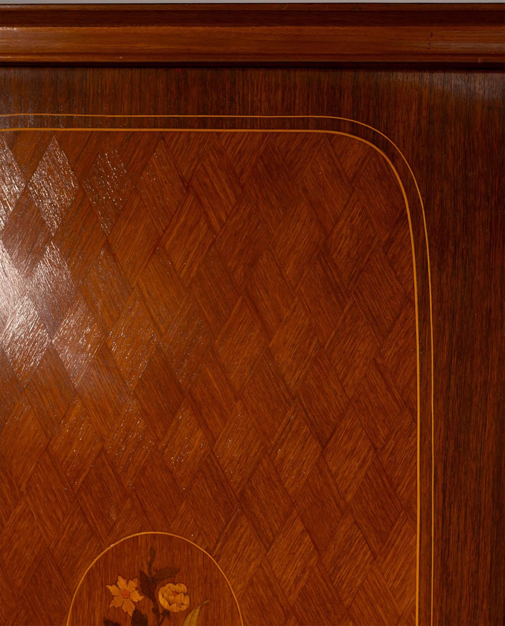 Bar cabinet, Italy 1950s For Sale 3